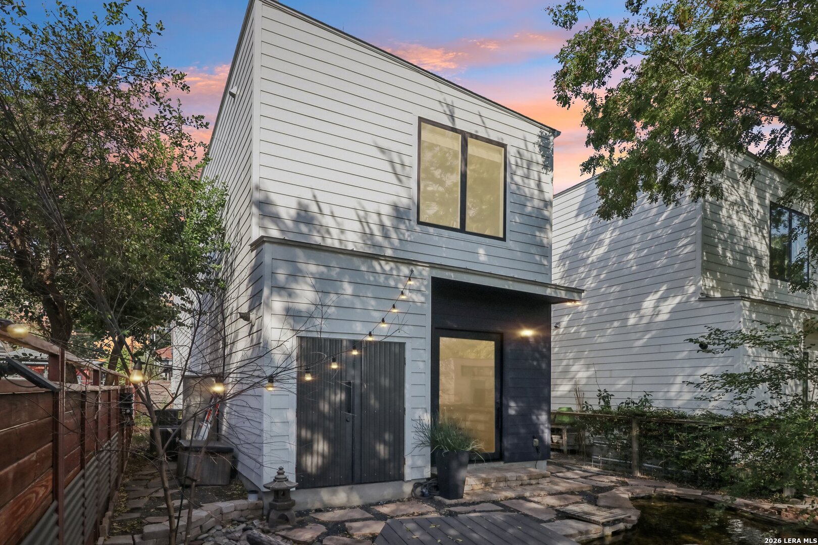 128 Clay, San Antonio, TX 78204