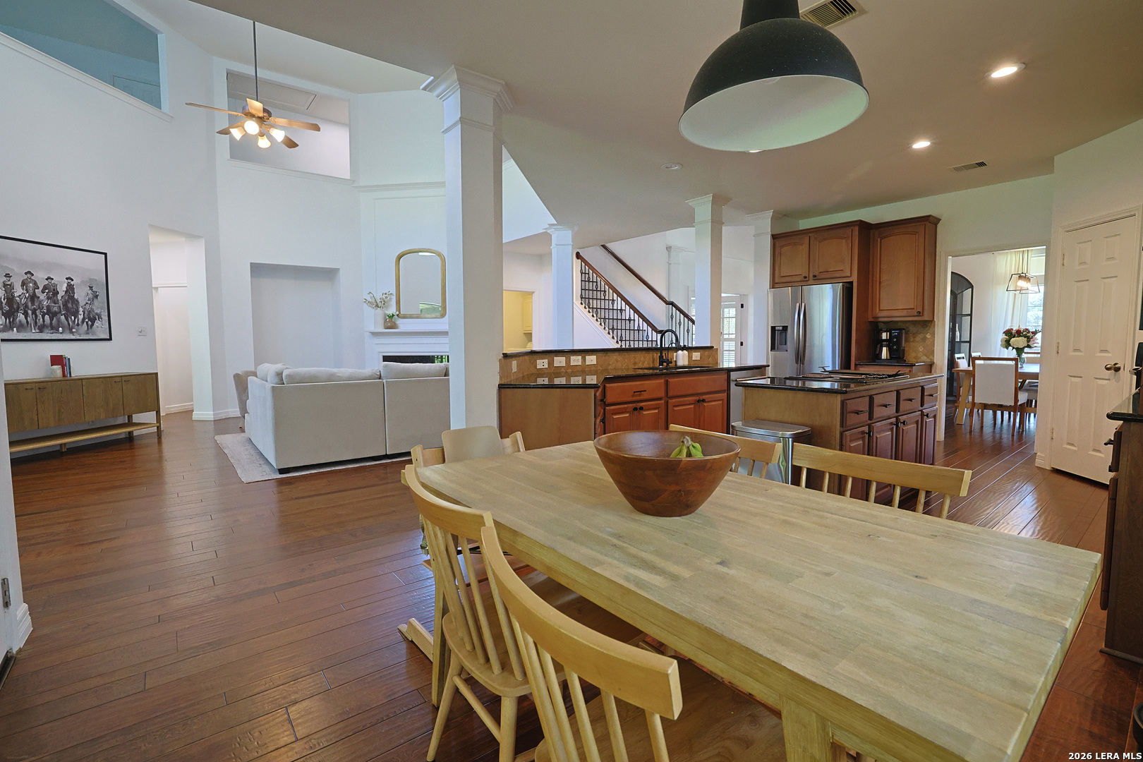 Eat-In Kitchen