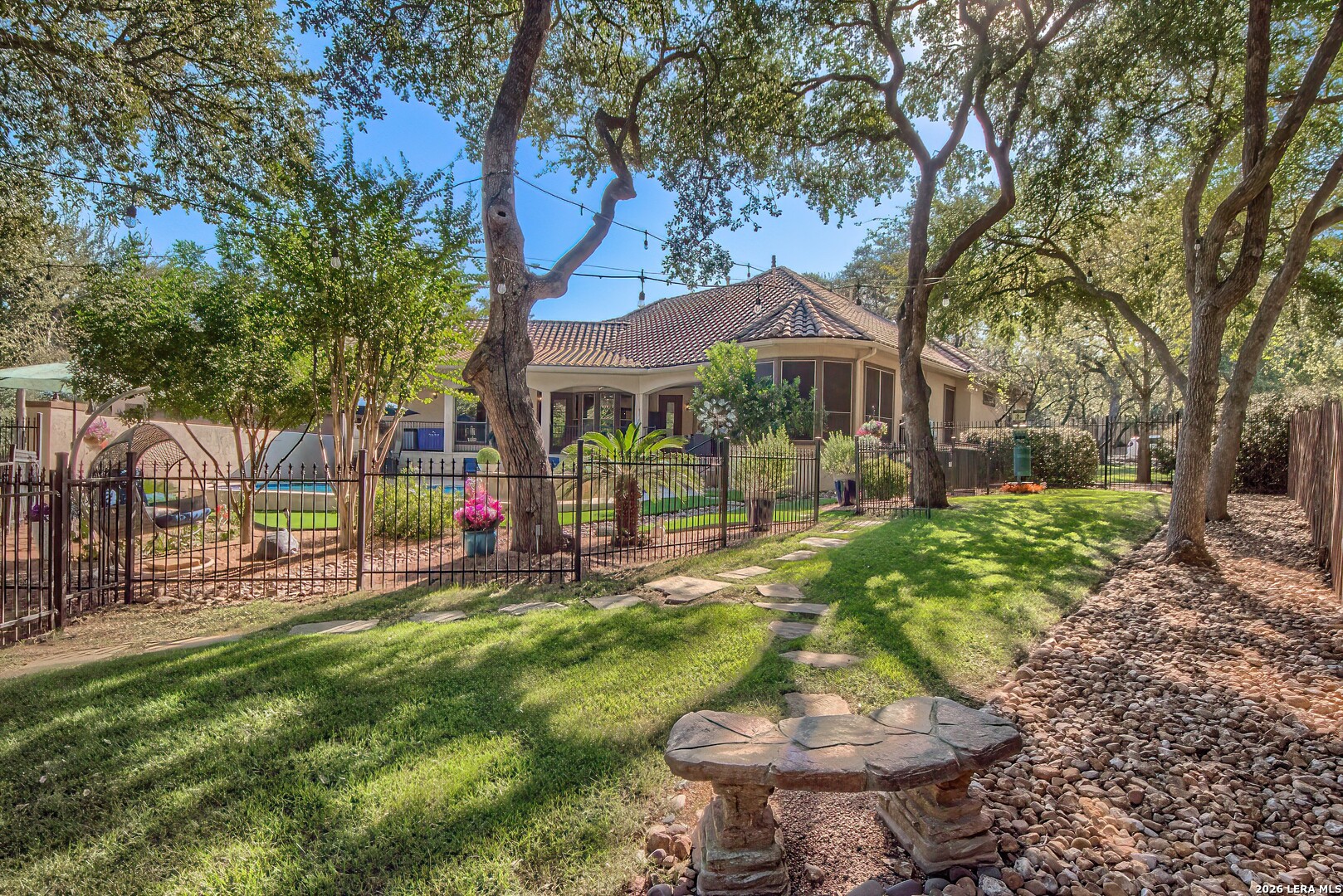 8519 TUSCAN HILLS DR, San Antonio, TX 78266