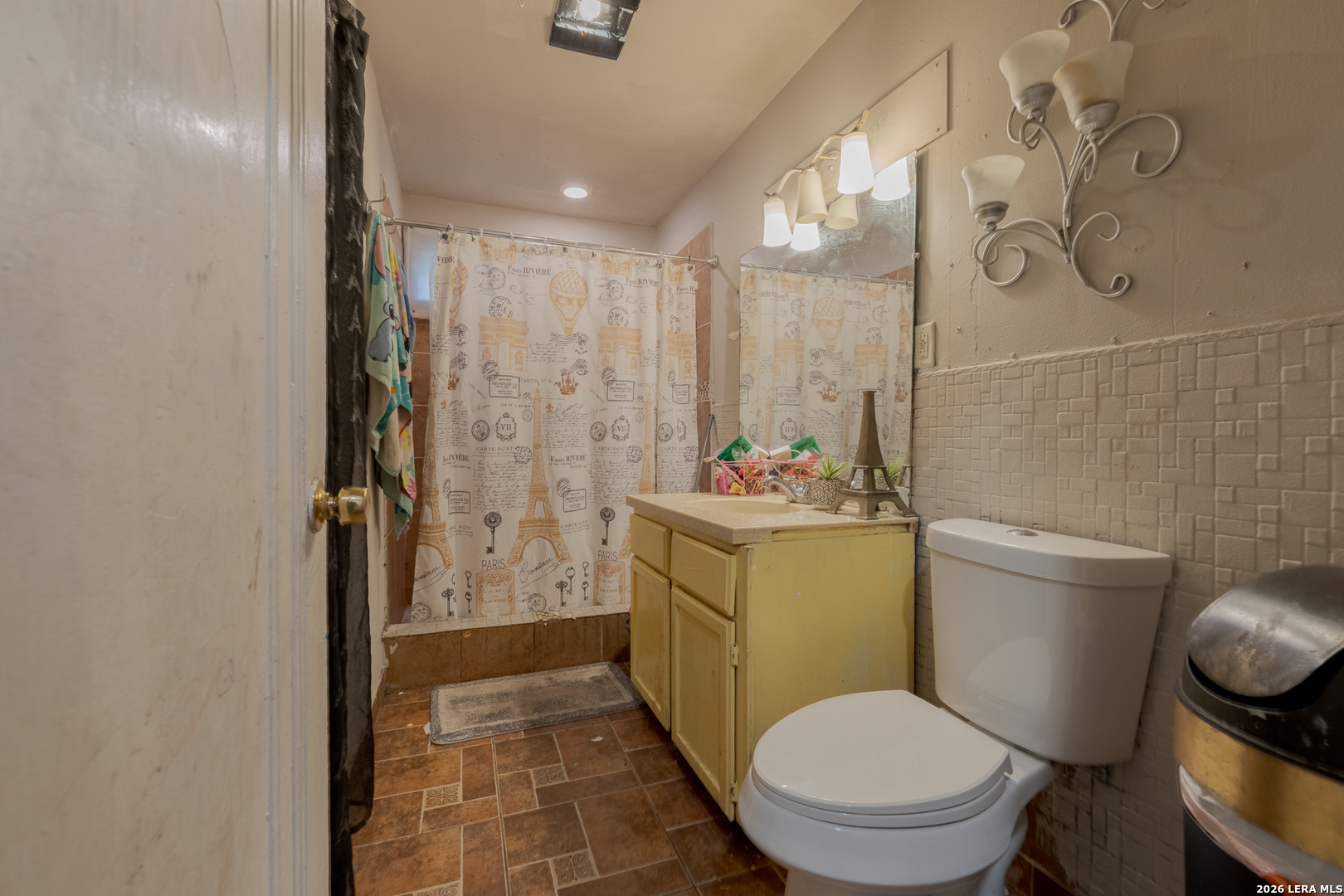 422 Wilcox, San Antonio, TX 78211