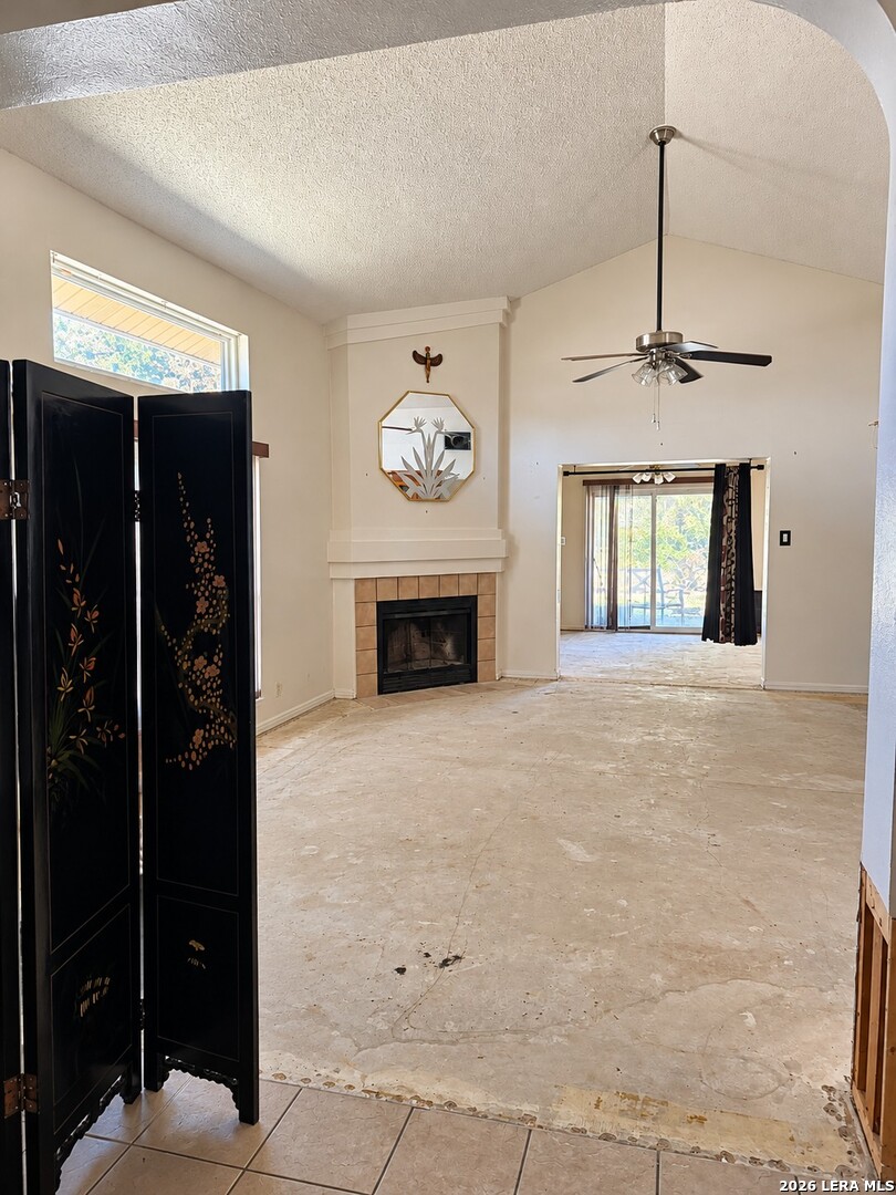 7927 FLOWER TRL, San Antonio, TX 78244