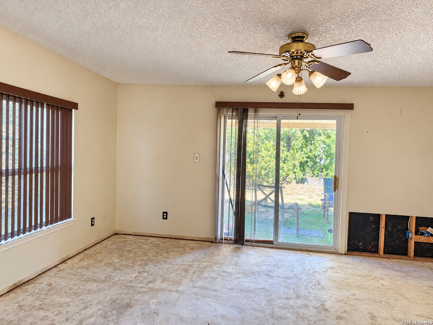 7927 FLOWER TRL, San Antonio, TX 78244