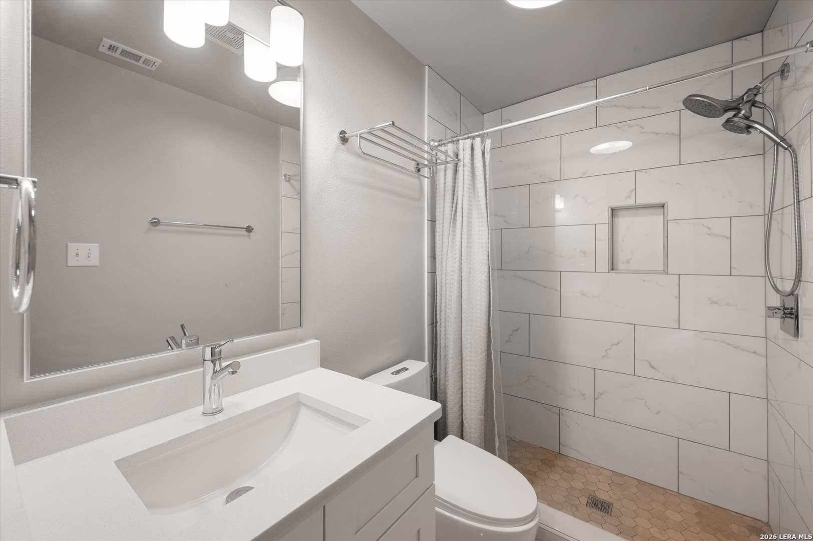 10623 MATHOM LNDG, Universal City, TX 78148