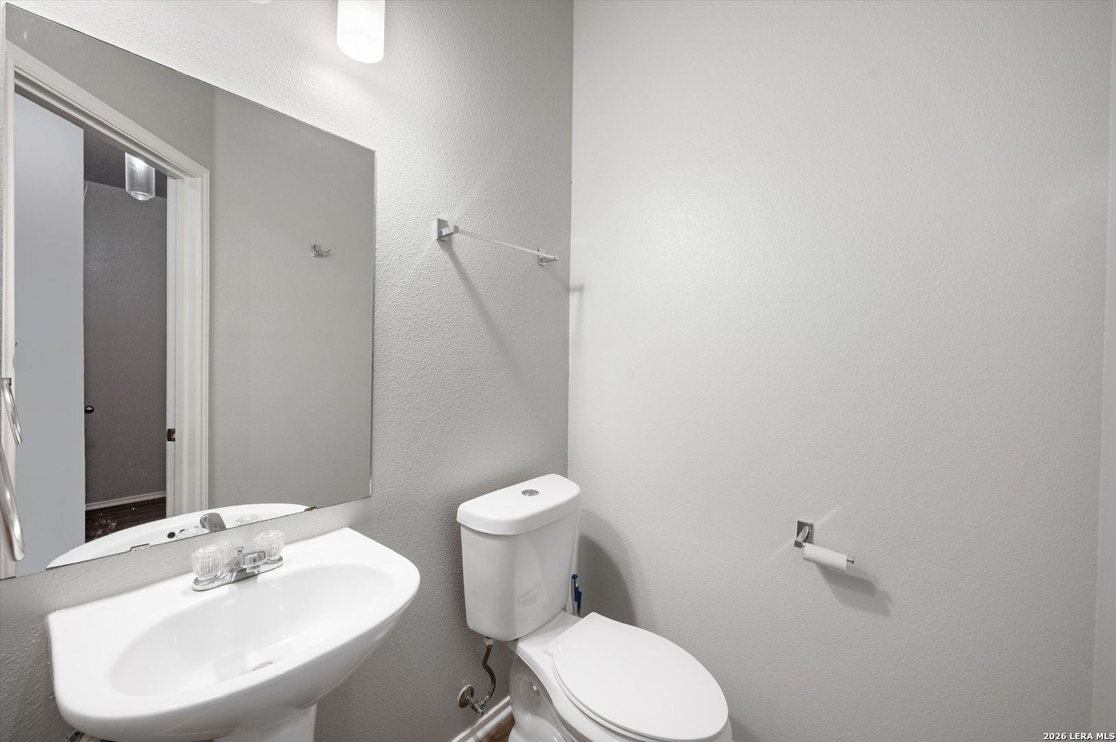 10623 MATHOM LNDG, Universal City, TX 78148