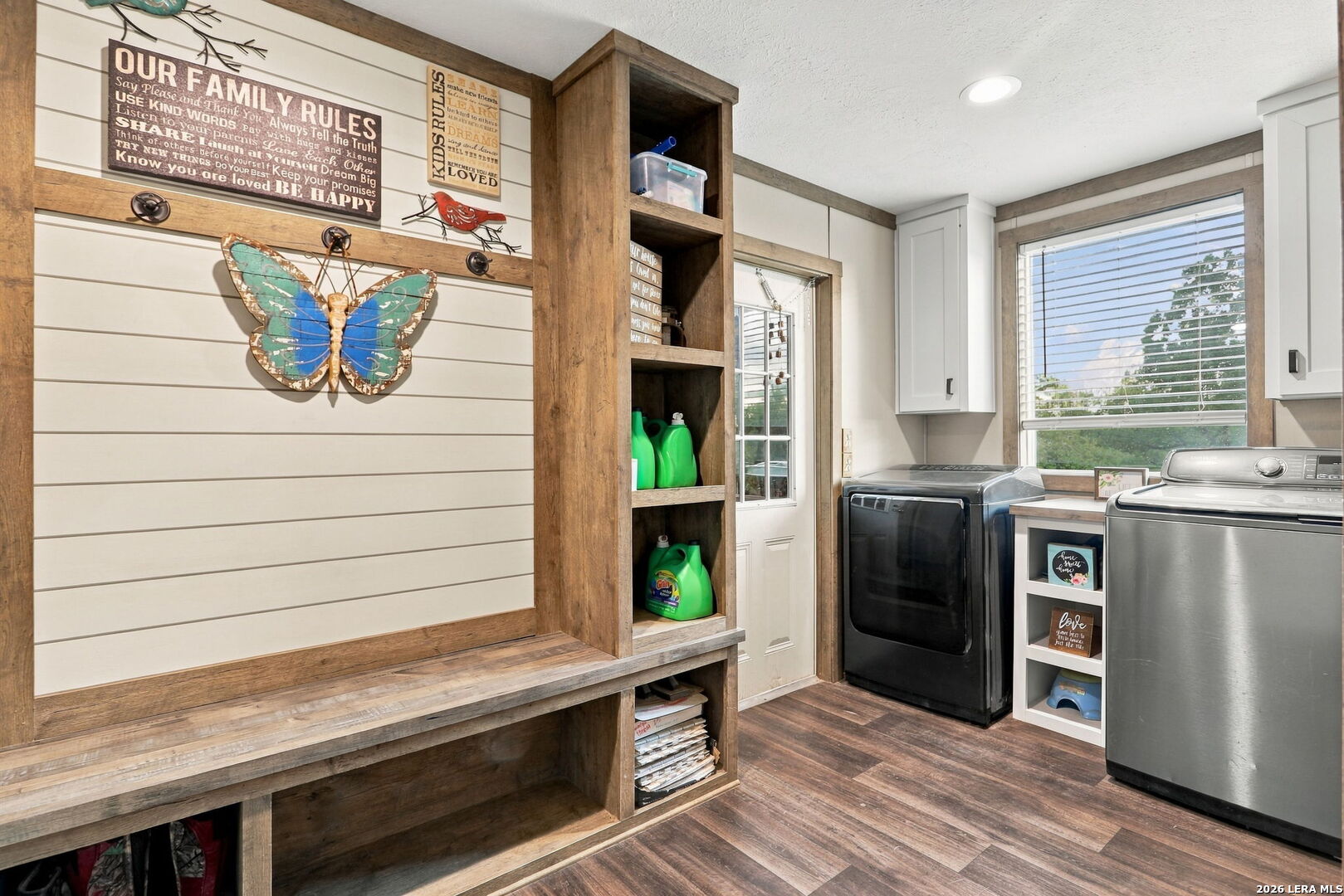 256 Creeks End, Floresville, TX 78114