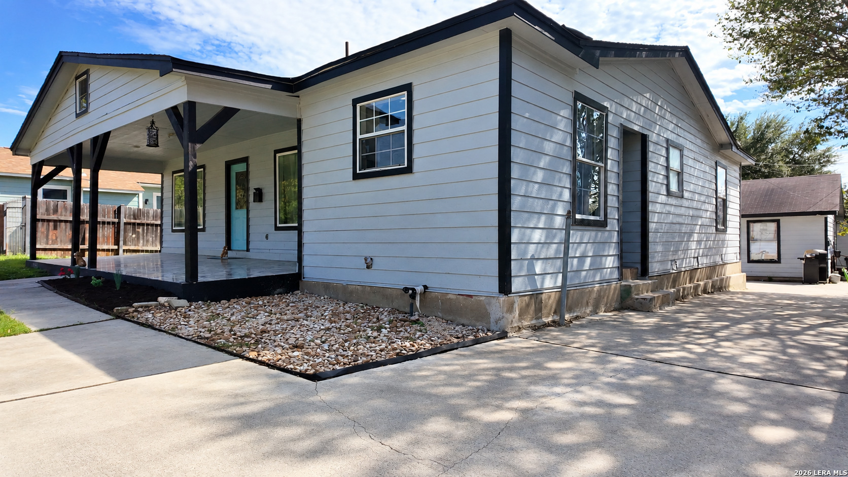 2376 W MULBERRY AVE, San Antonio, TX 78201