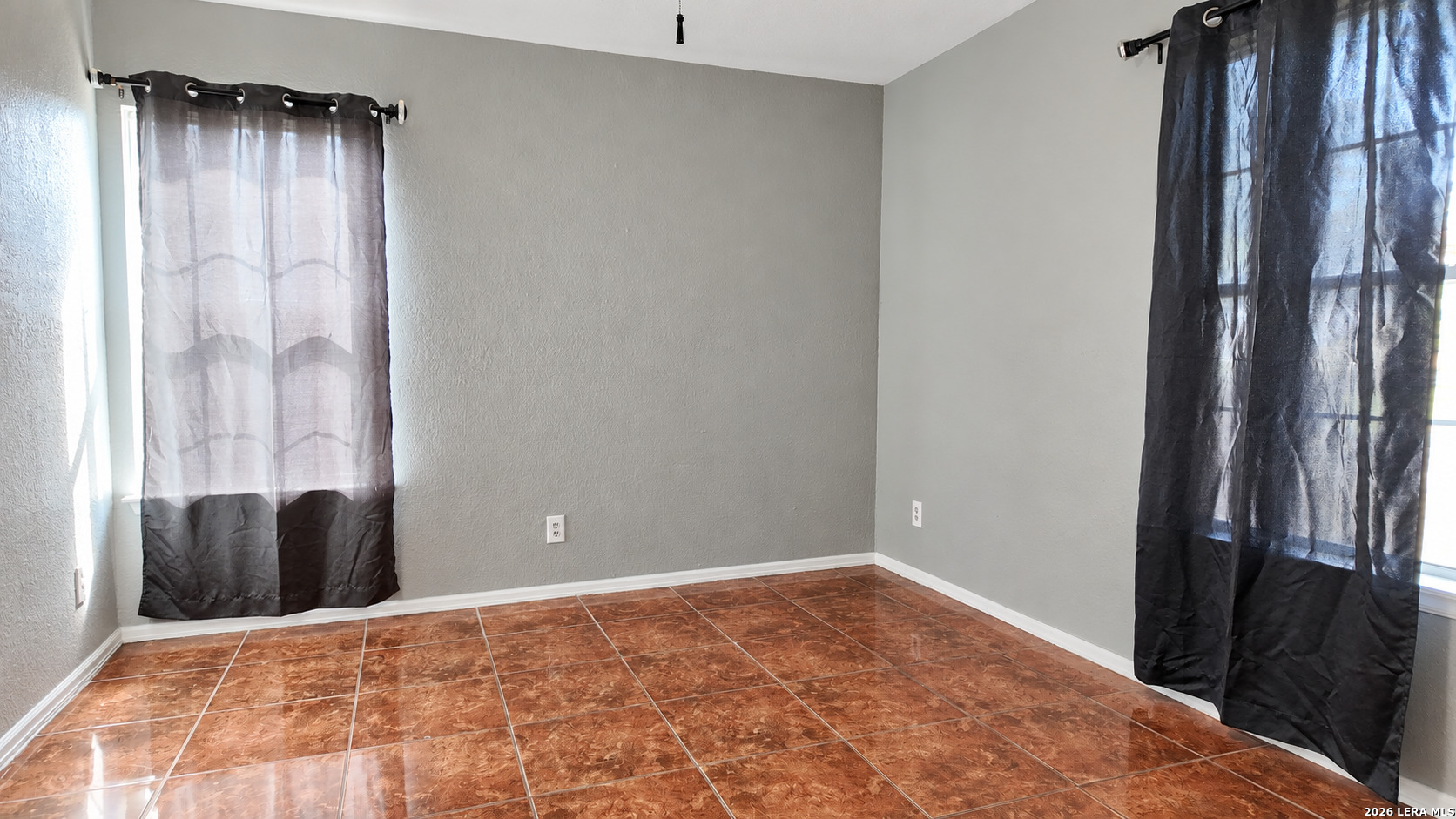 2376 W MULBERRY AVE, San Antonio, TX 78201