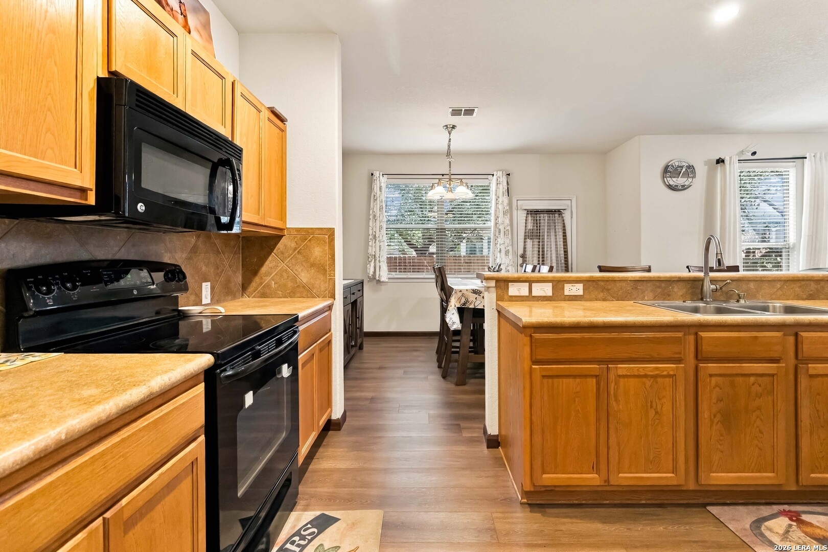 6027 Pecan Tree, San Antonio, TX 78240
