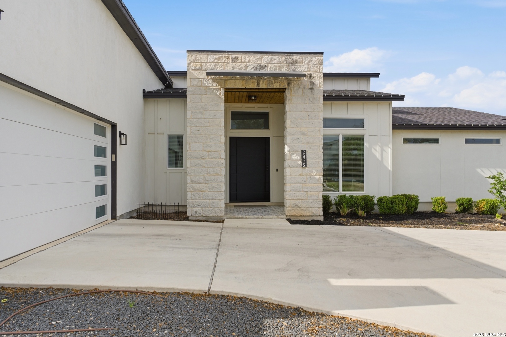 25722 ECHO MTN, San Antonio, TX 78260