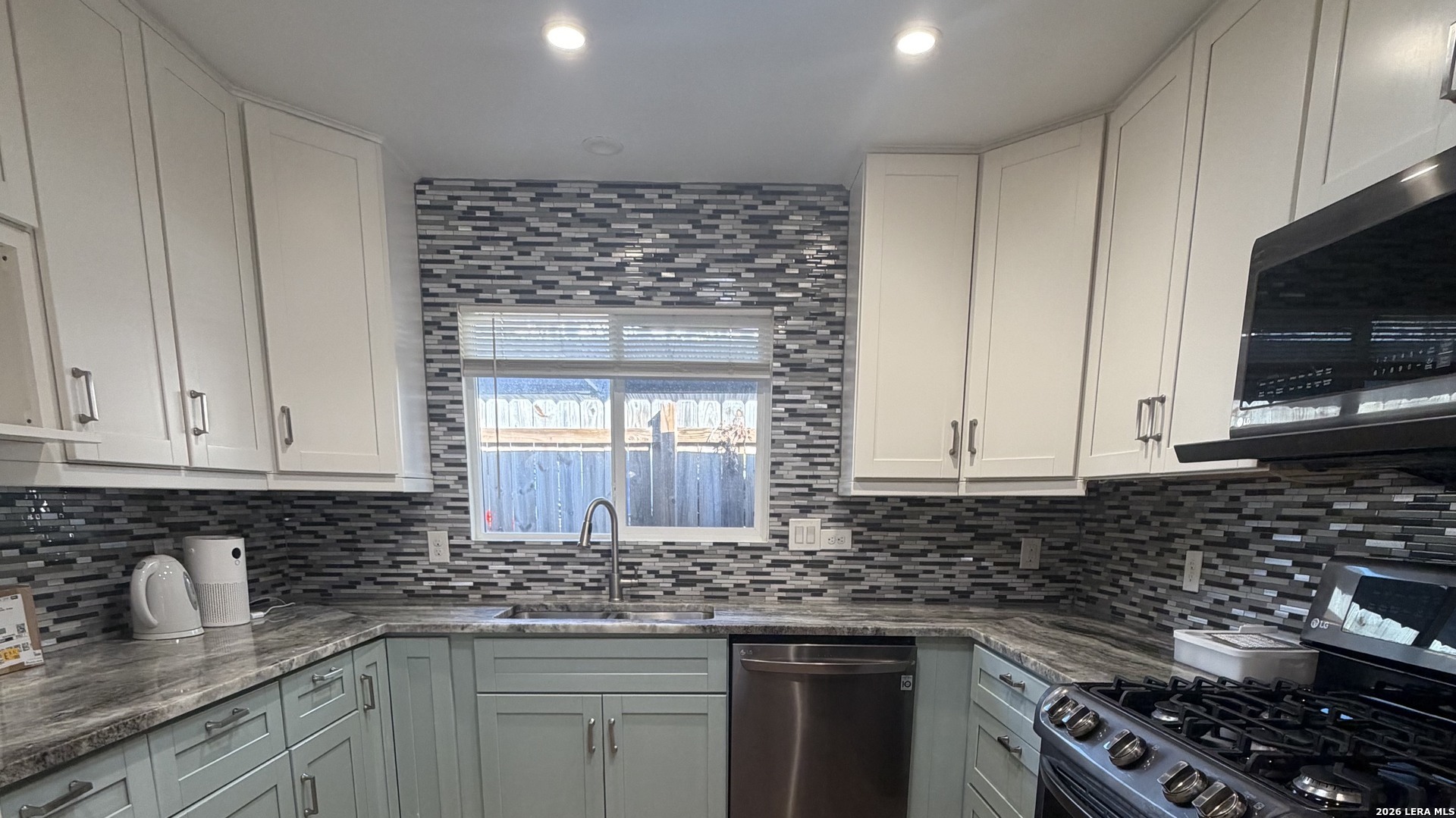 112 Vassar Ln, San Antonio, TX 78212