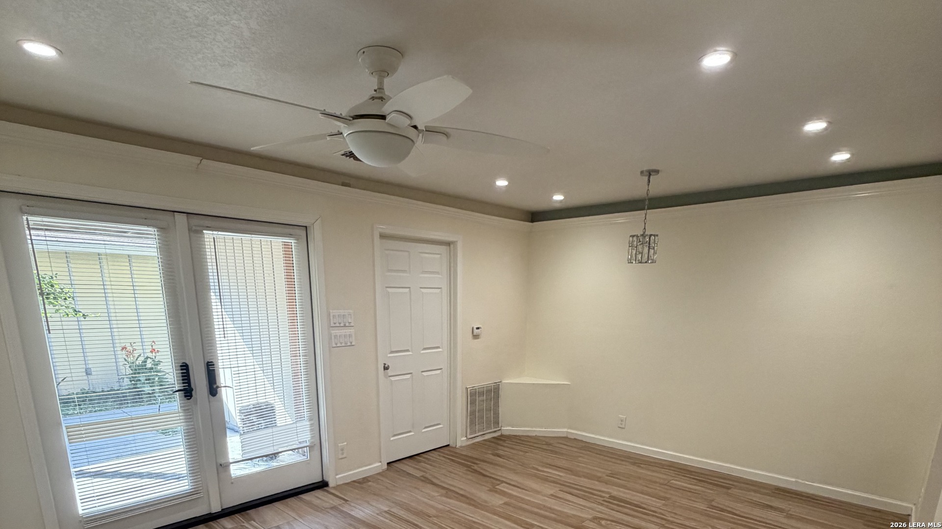 112 Vassar Ln, San Antonio, TX 78212