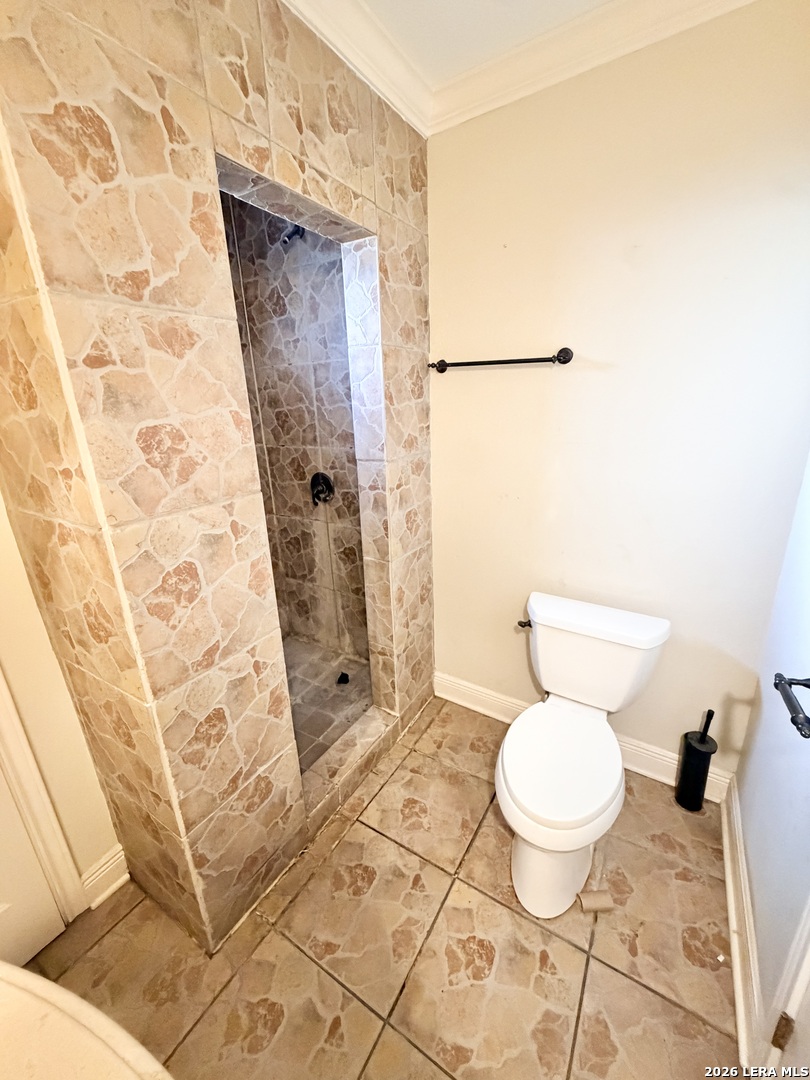 2012 Fresno, San Antonio, TX 78201