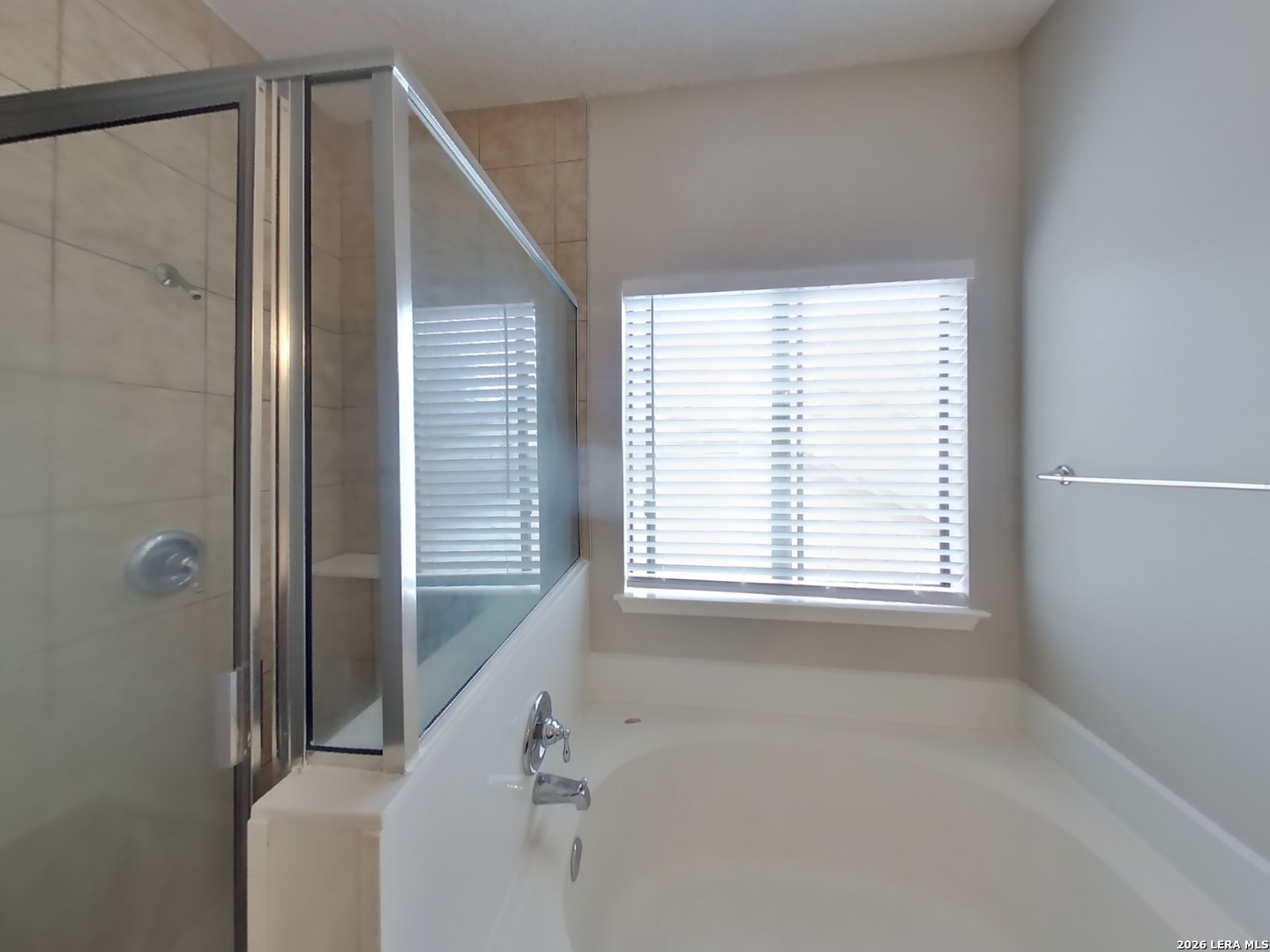 8028 COPPER TRAIL DR, San Antonio, TX 78244