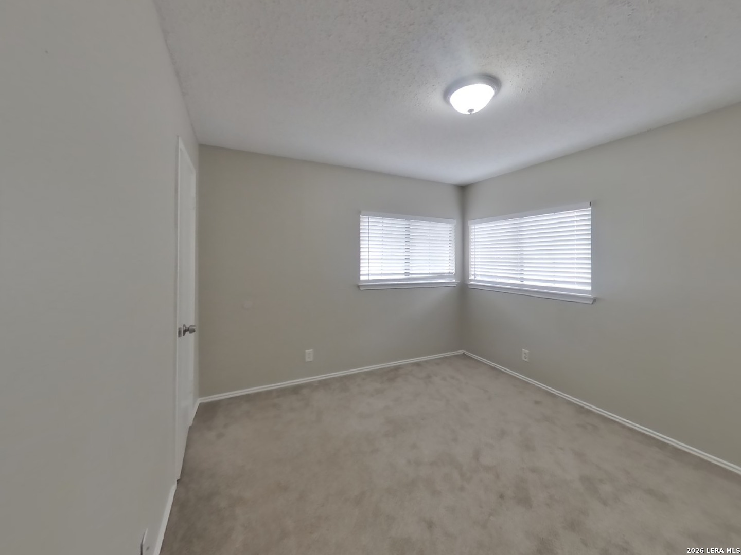 8028 COPPER TRAIL DR, San Antonio, TX 78244