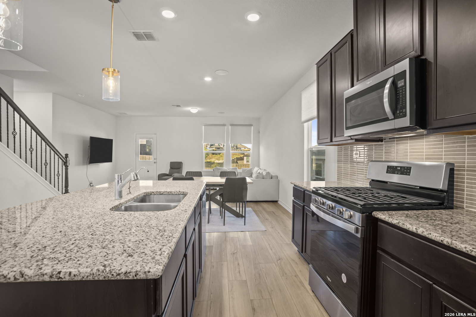 5015 GALVAN MNR, Converse, TX 78109
