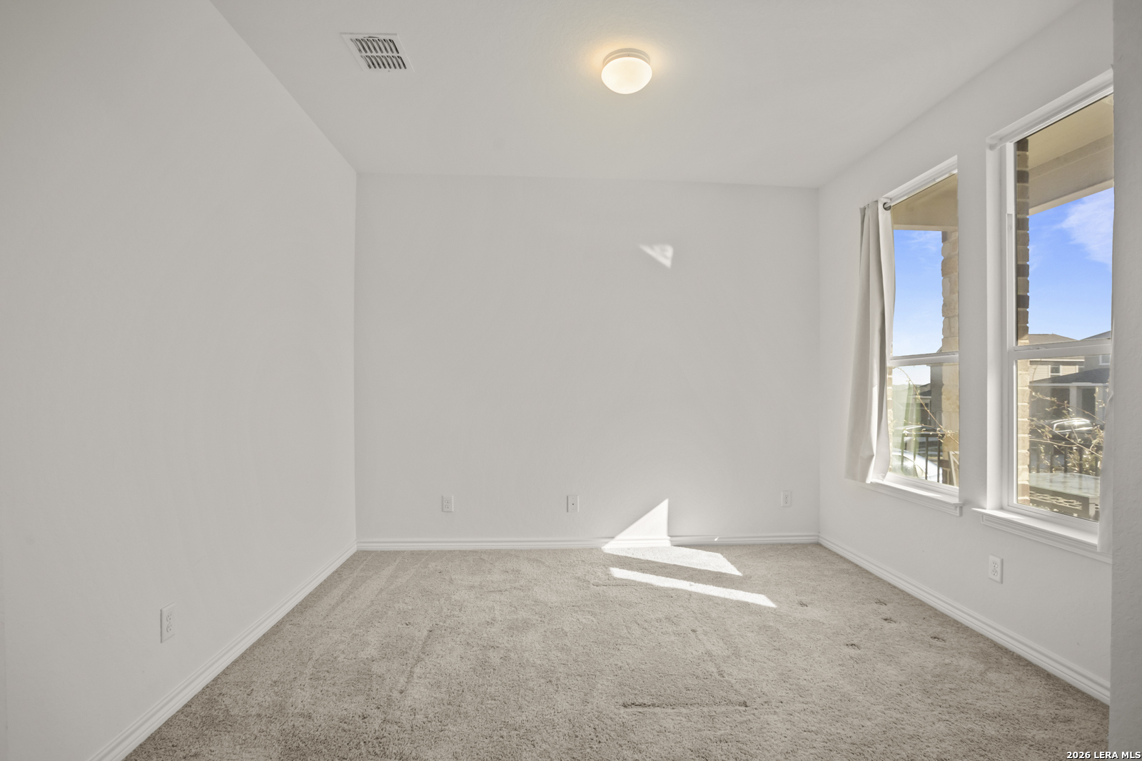 5015 GALVAN MNR, Converse, TX 78109
