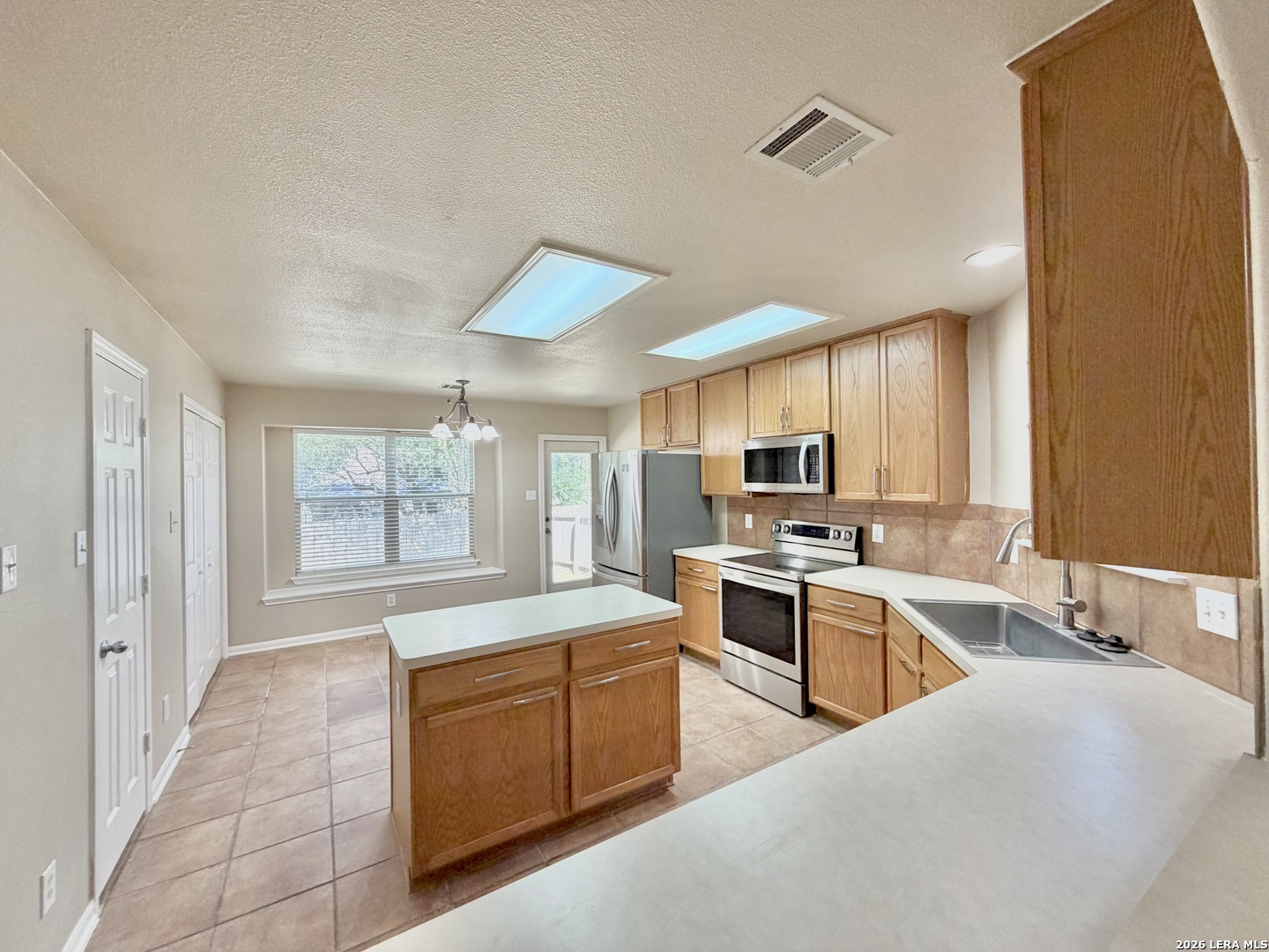 3618 MILL MEADOW DR, San Antonio, TX 78247