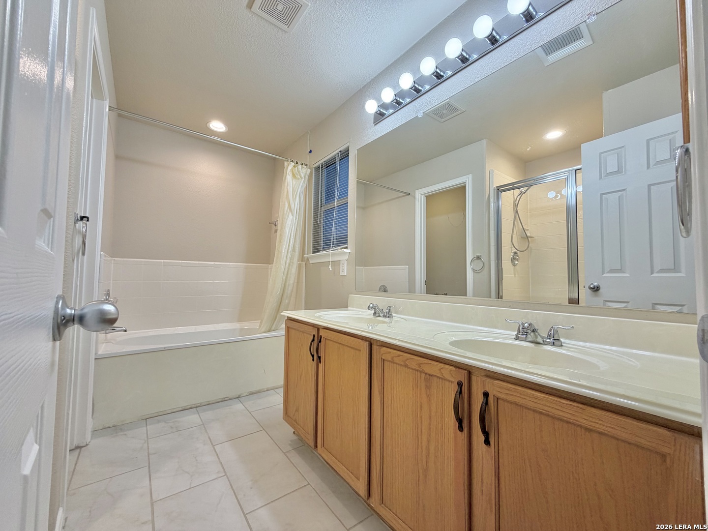 3618 MILL MEADOW DR, San Antonio, TX 78247