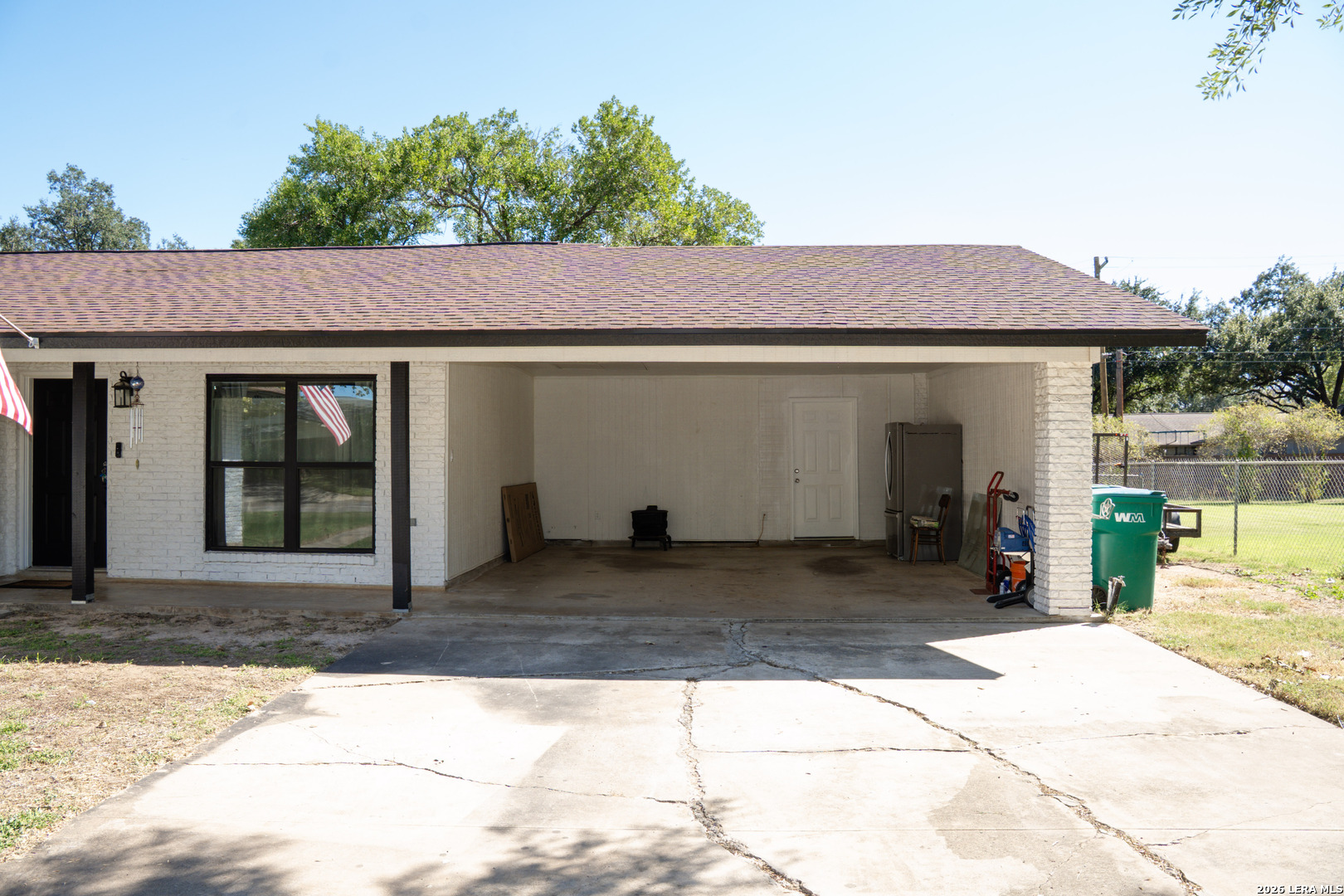 308 CEDALIA AVE, Jourdanton, TX 78026