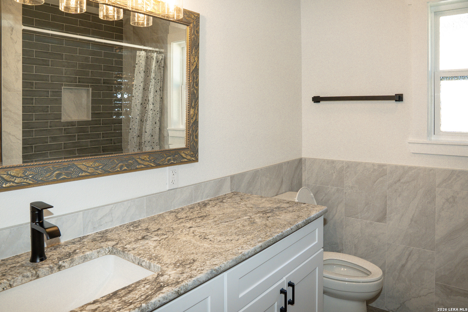 308 CEDALIA AVE, Jourdanton, TX 78026