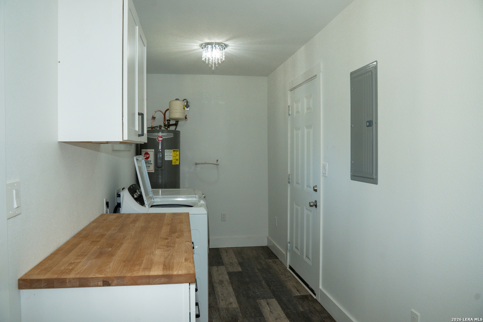 308 CEDALIA AVE, Jourdanton, TX 78026