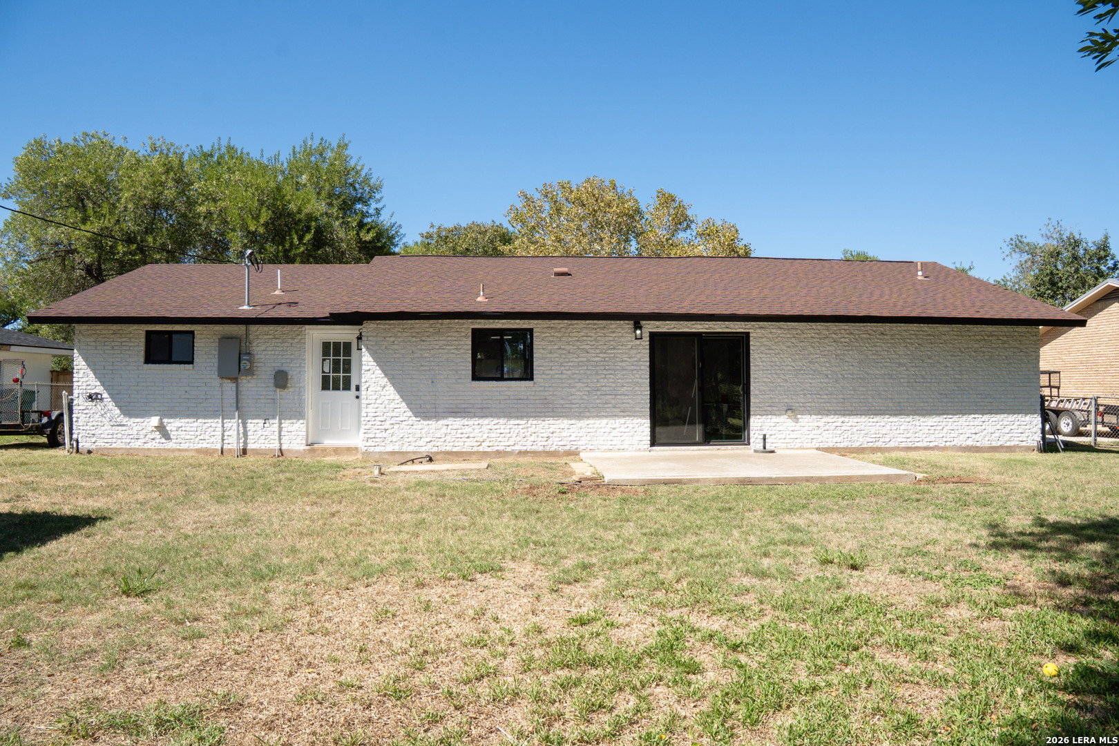 308 CEDALIA AVE, Jourdanton, TX 78026