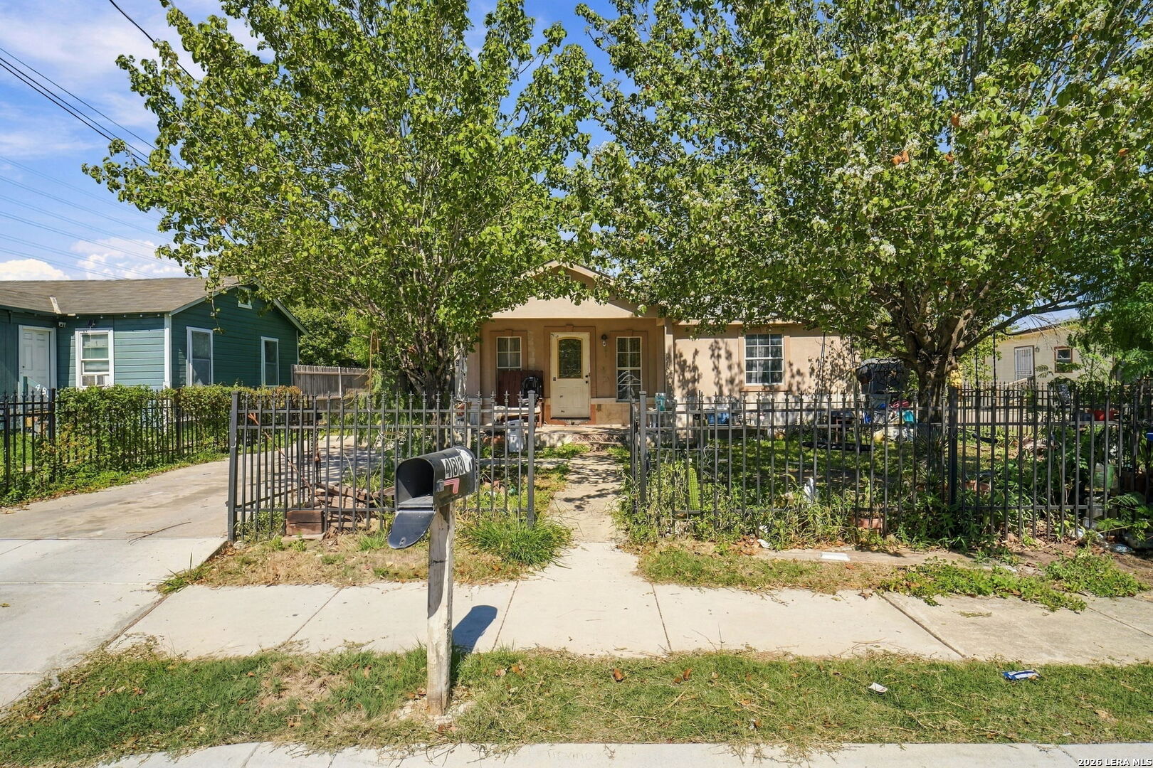 483 W Harding Blvd, San Antonio, TX 78221