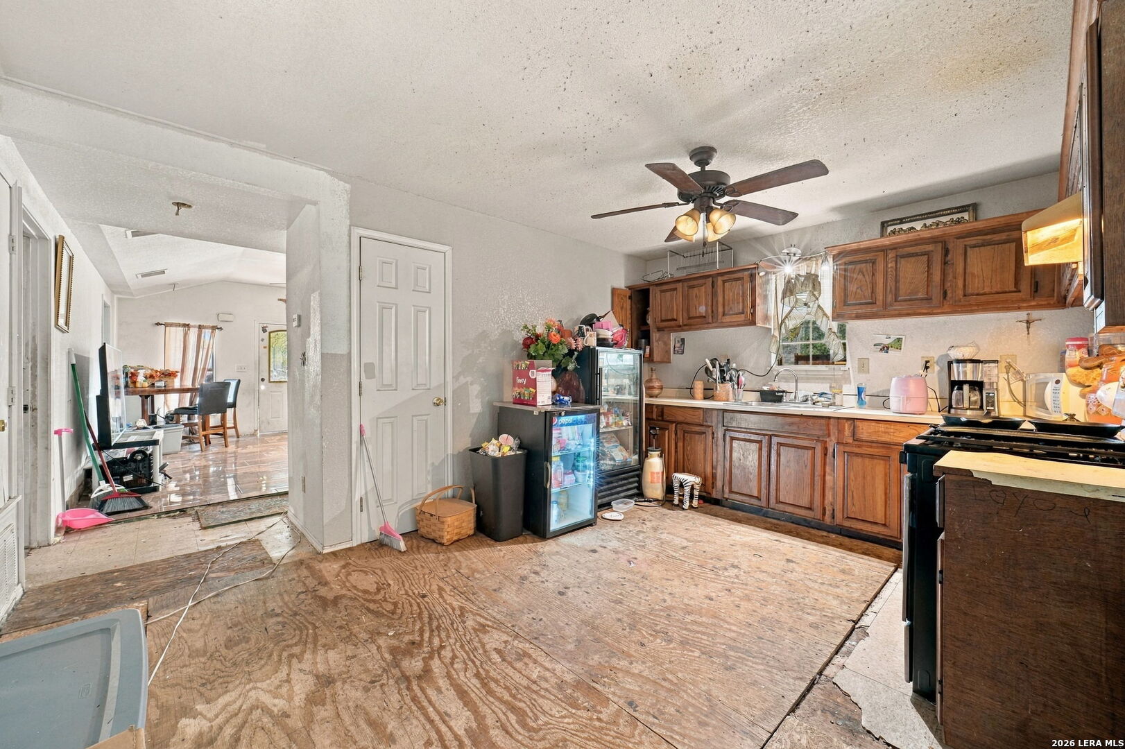 483 W Harding Blvd, San Antonio, TX 78221