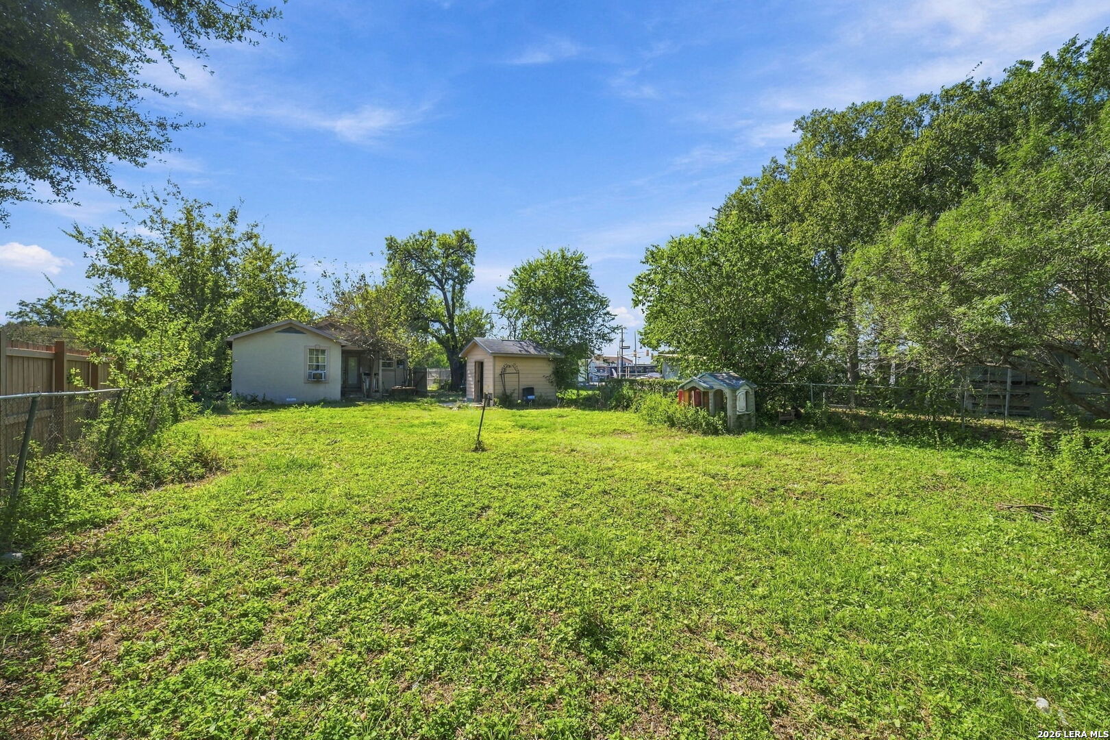 483 W Harding Blvd, San Antonio, TX 78221