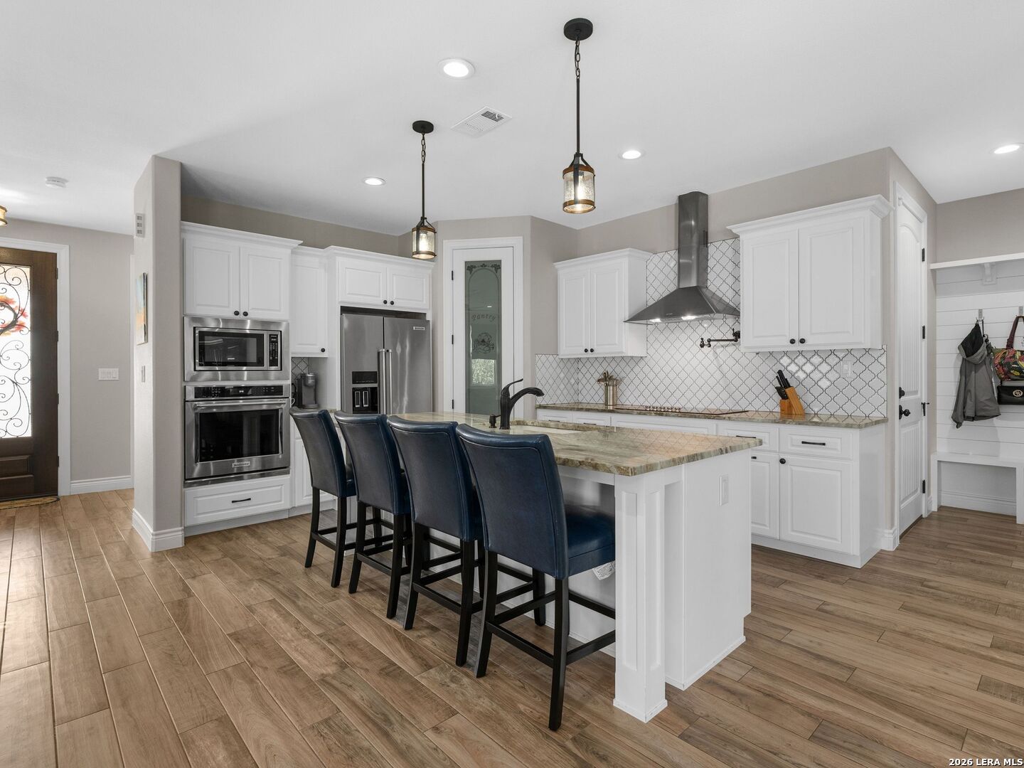 1644 LAKE RIDGE BLVD, Canyon Lake, TX 78133