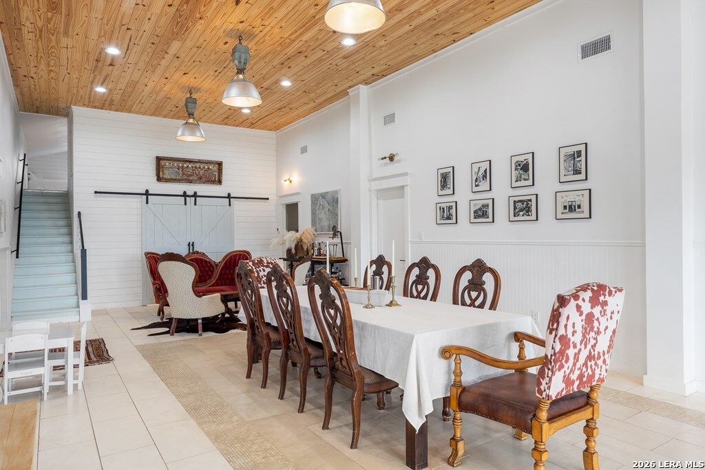 121 SIMPSON RD, Comfort, TX 78013