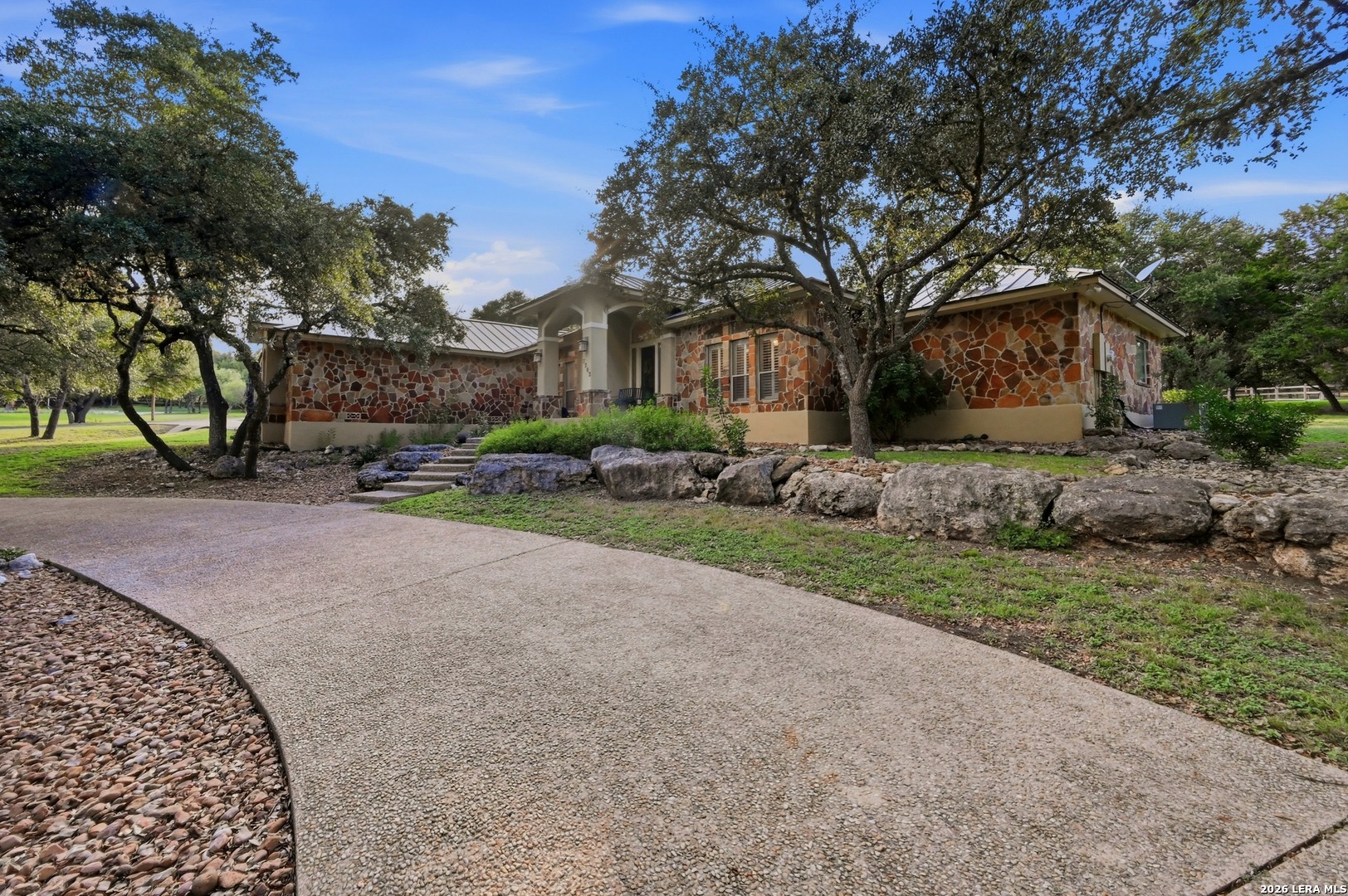 7703 Secretariat Lane, Fair Oaks Ranch, TX 78015