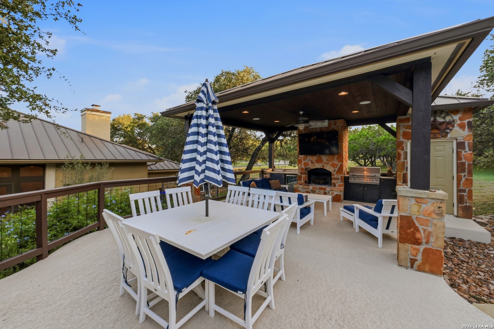 7703 Secretariat Lane, Fair Oaks Ranch, TX 78015