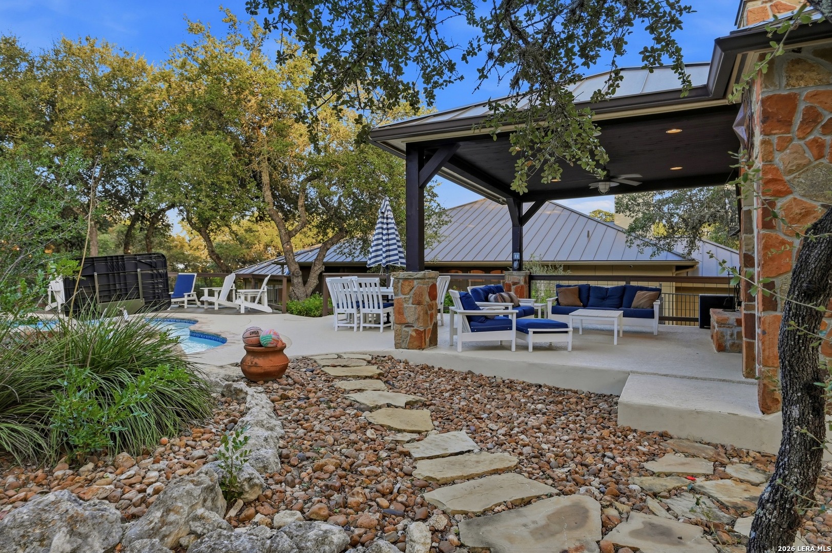 7703 Secretariat Lane, Fair Oaks Ranch, TX 78015