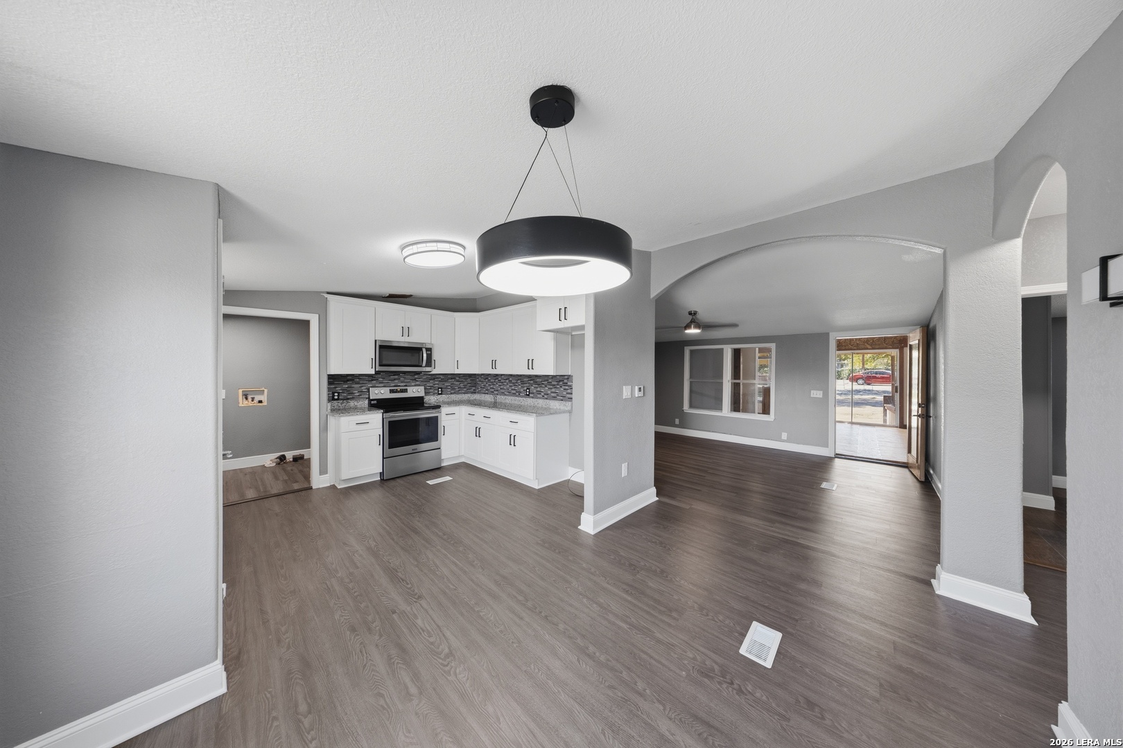 22810 Tiny Trl, Elmendorf, TX 78112