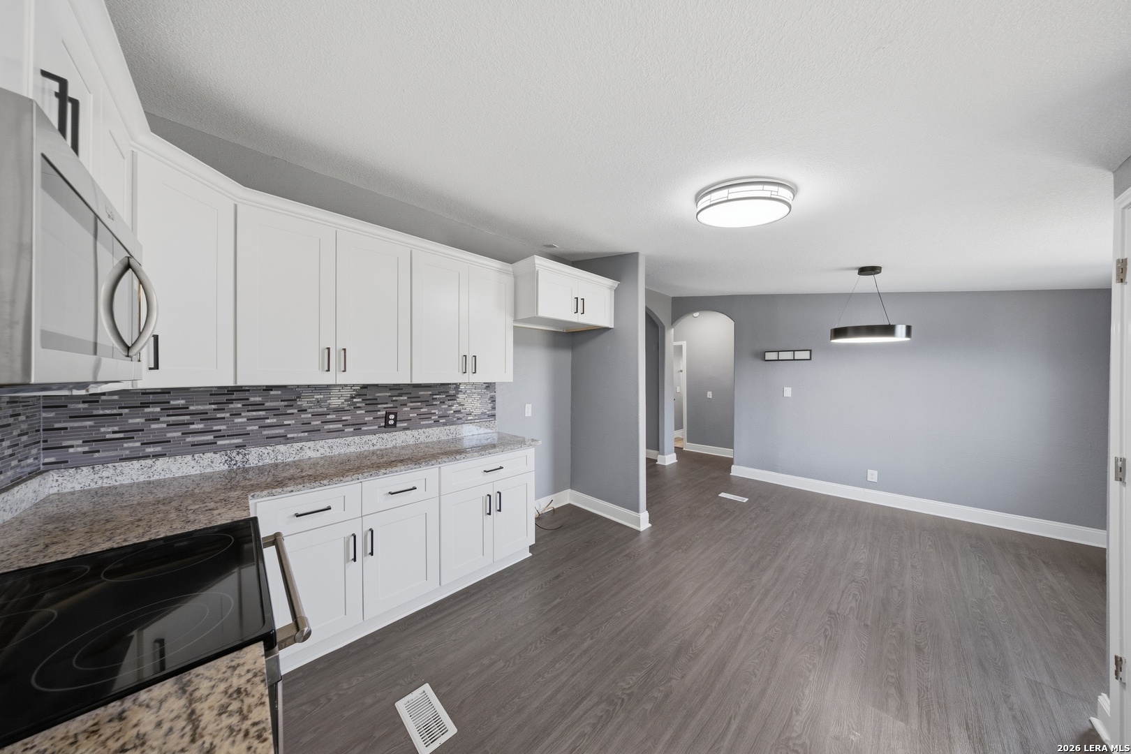22810 Tiny Trl, Elmendorf, TX 78112