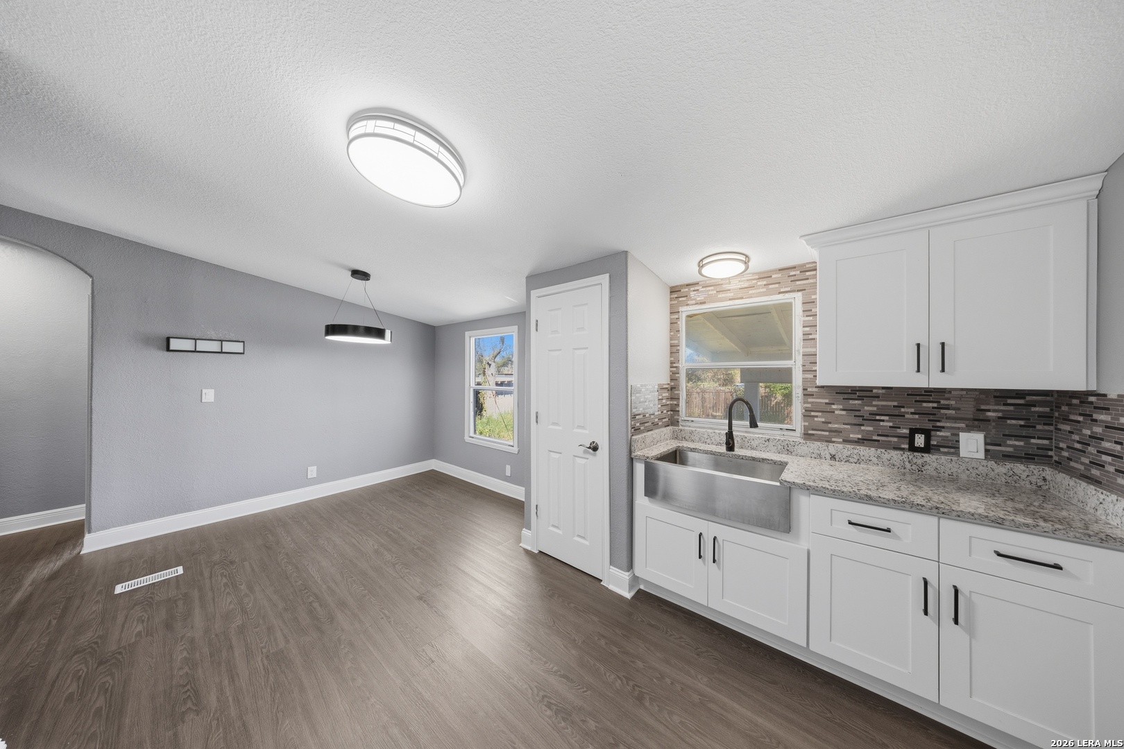 22810 Tiny Trl, Elmendorf, TX 78112