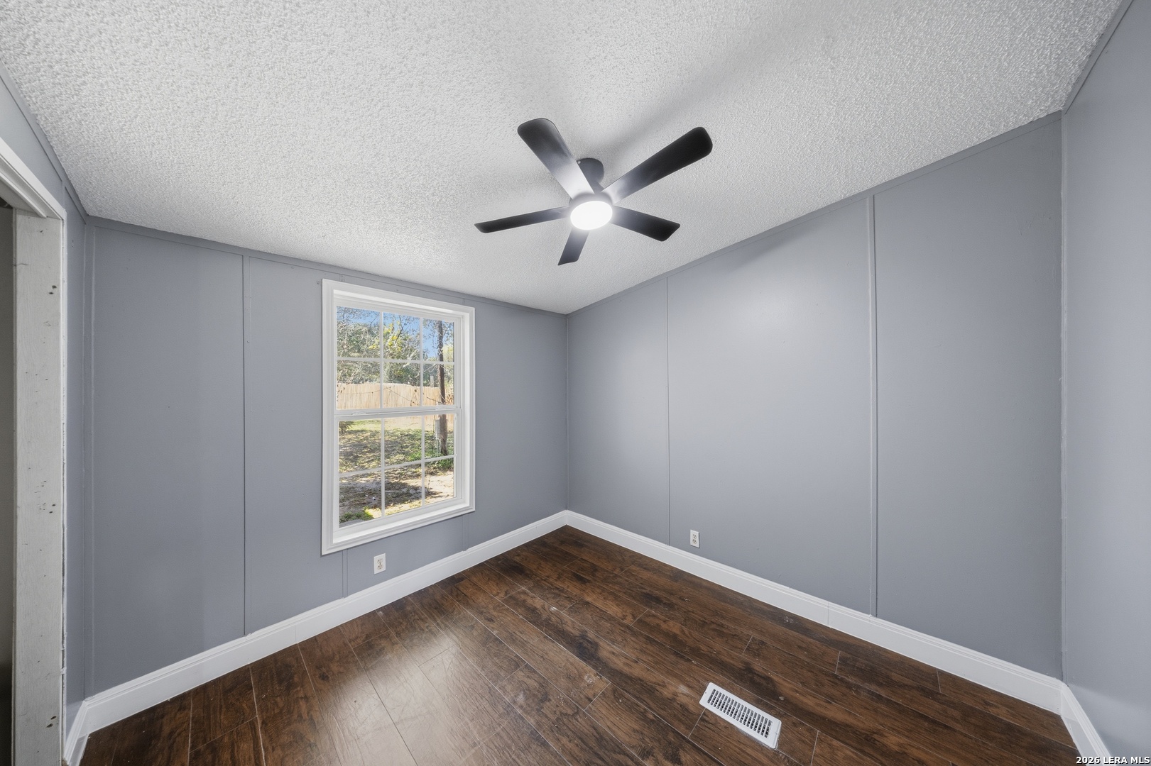 22810 Tiny Trl, Elmendorf, TX 78112