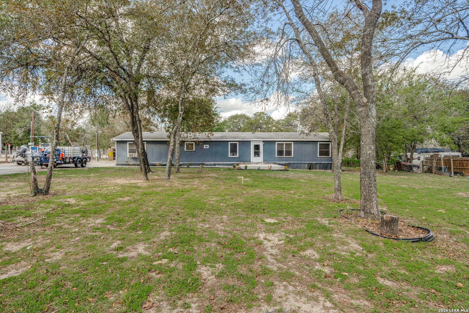 Property photo for 2221 Hickory Way, San Antonio, TX