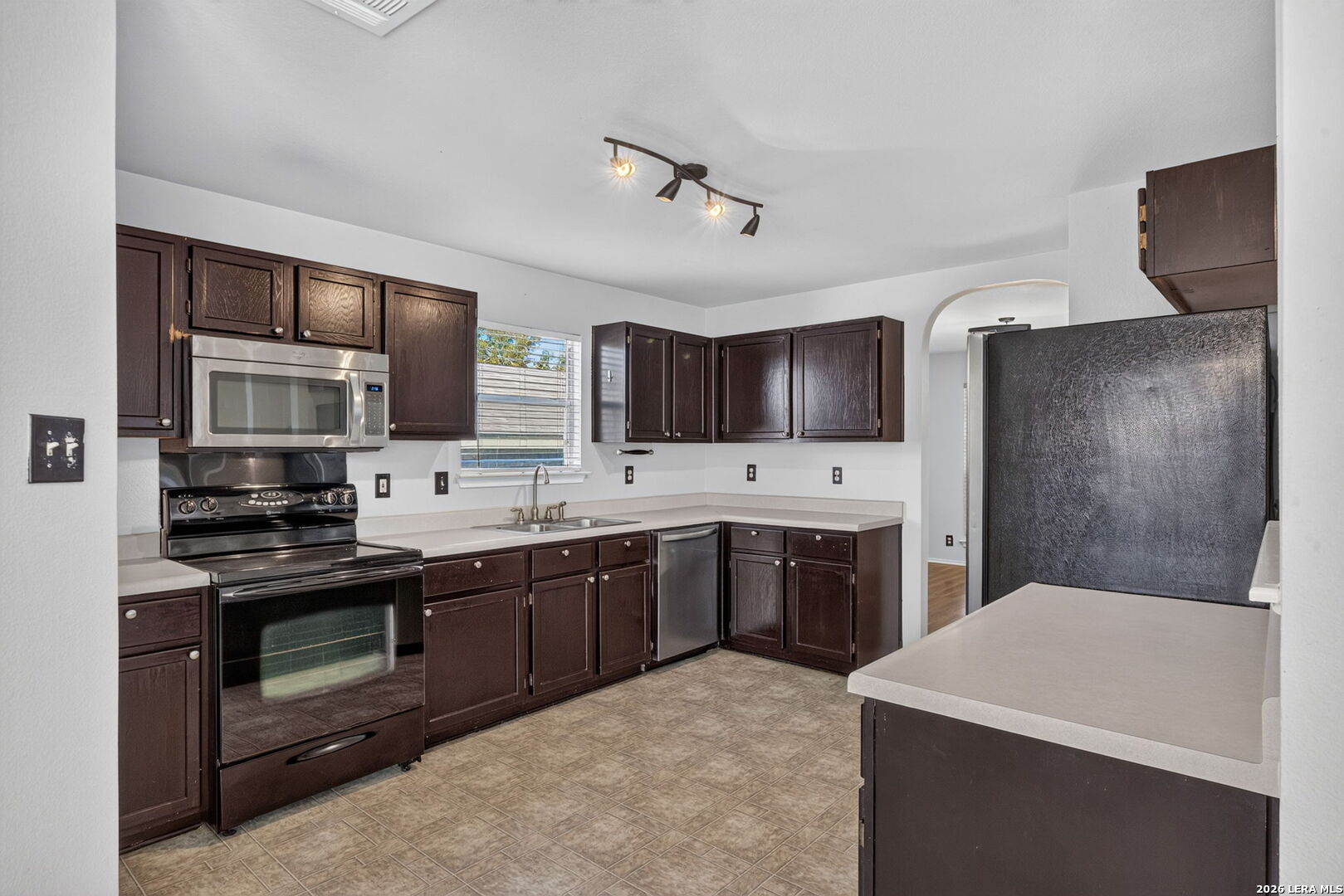 643 Granite Cliff, San Antonio, TX 78251