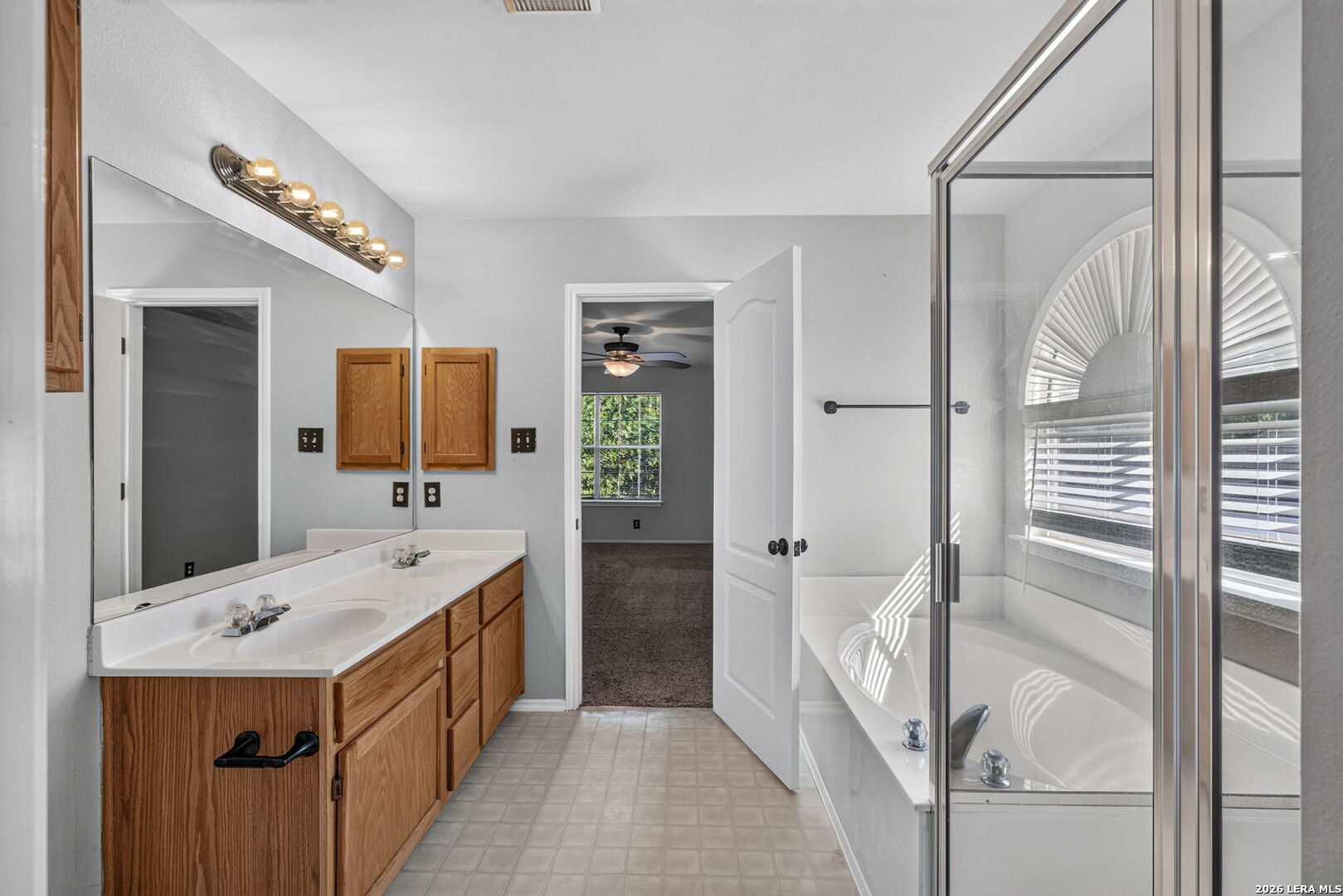 643 Granite Cliff, San Antonio, TX 78251