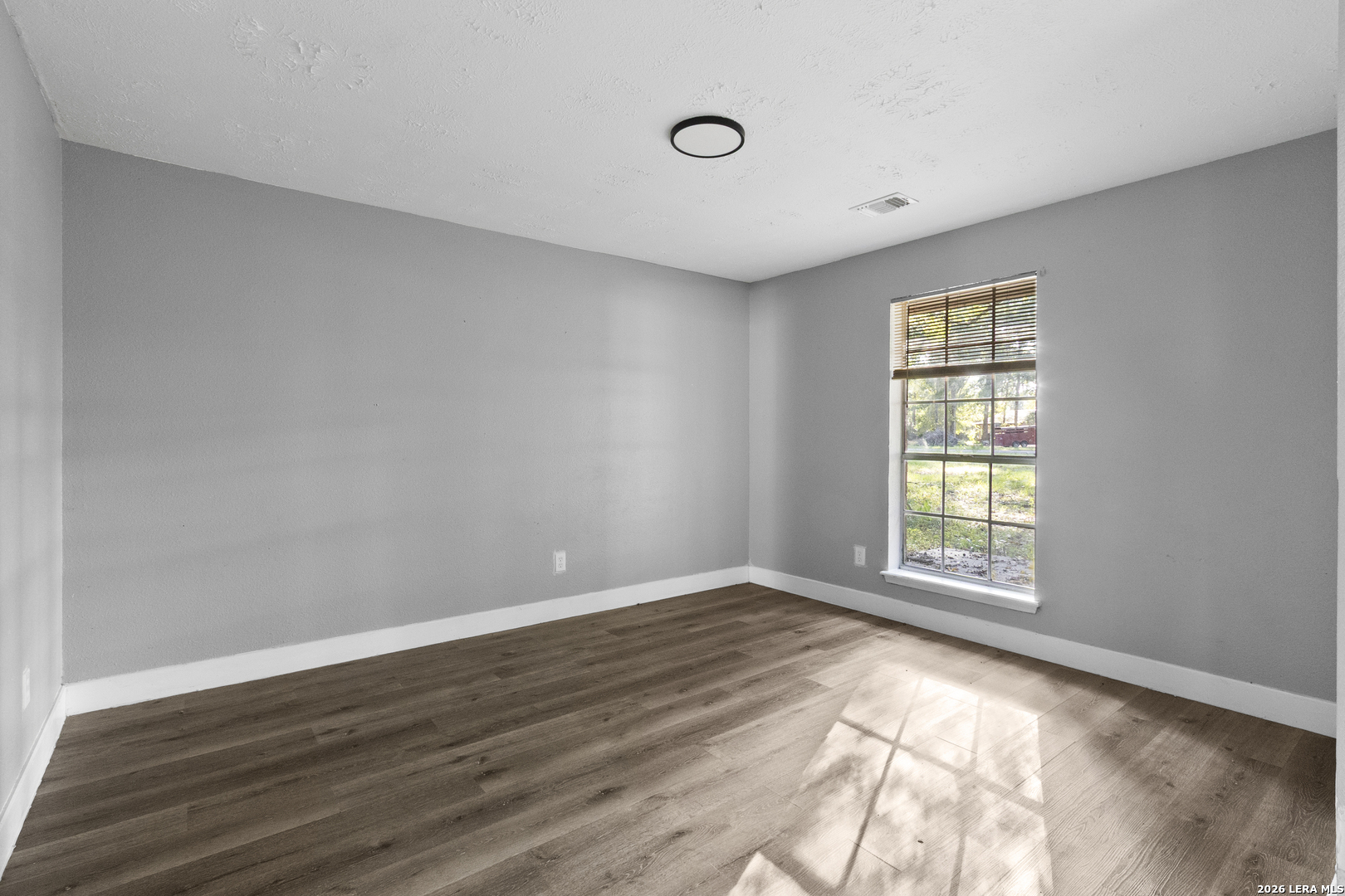 78 County Road 2289, Cleveland, TX 77327