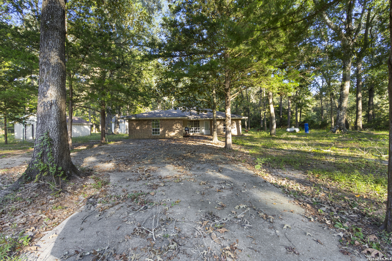 78 County Road 2289, Cleveland, TX 77327