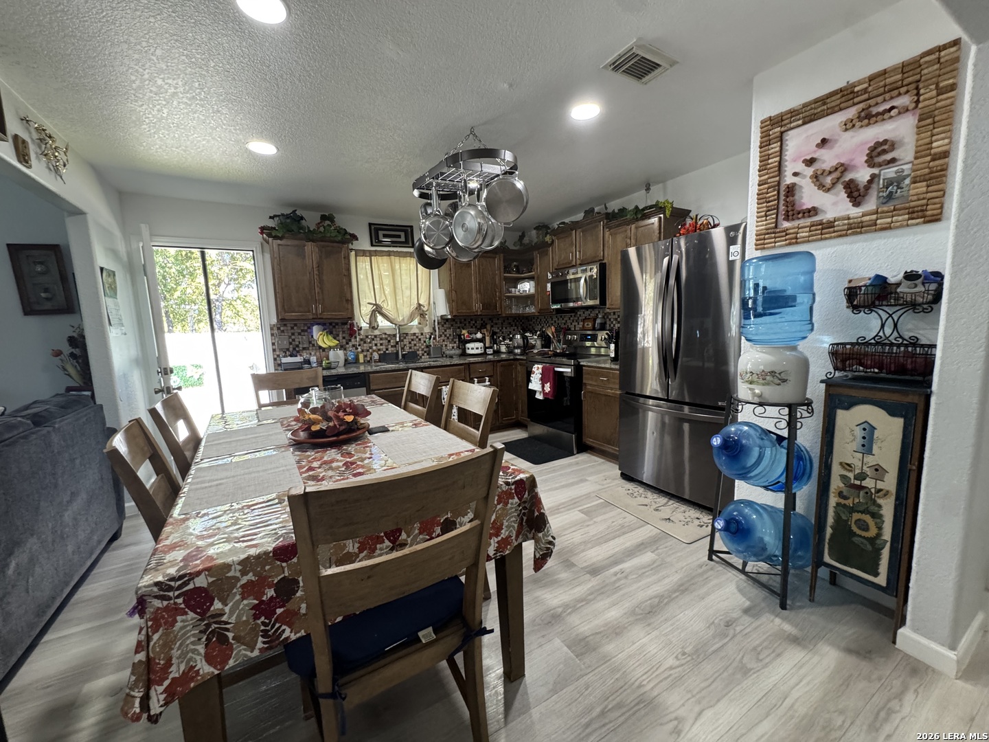 8212 HOOVERS BND, San Antonio, TX 78250