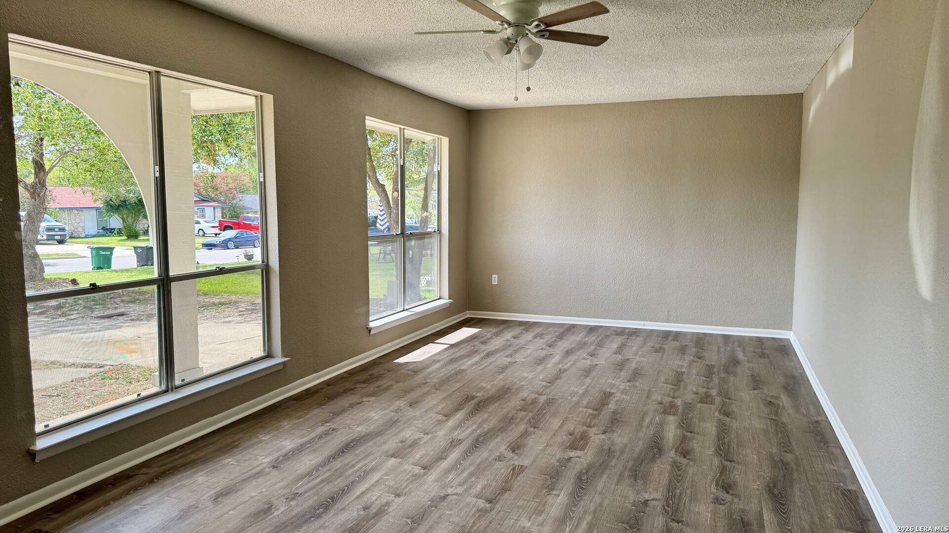 9411 STONES RIVER DR, San Antonio, TX 78245