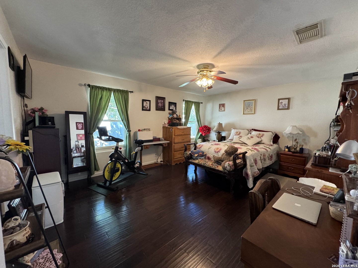 8212 HOOVERS BND, San Antonio, TX 78250