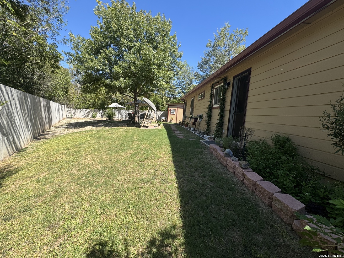 8212 HOOVERS BND, San Antonio, TX 78250