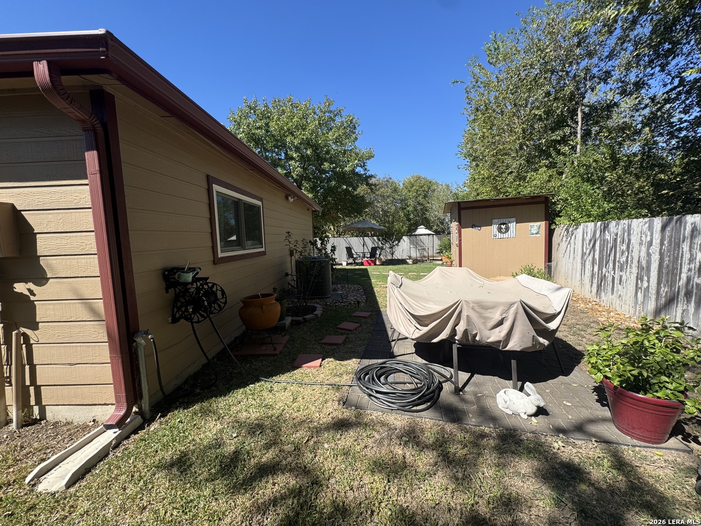 8212 HOOVERS BND, San Antonio, TX 78250