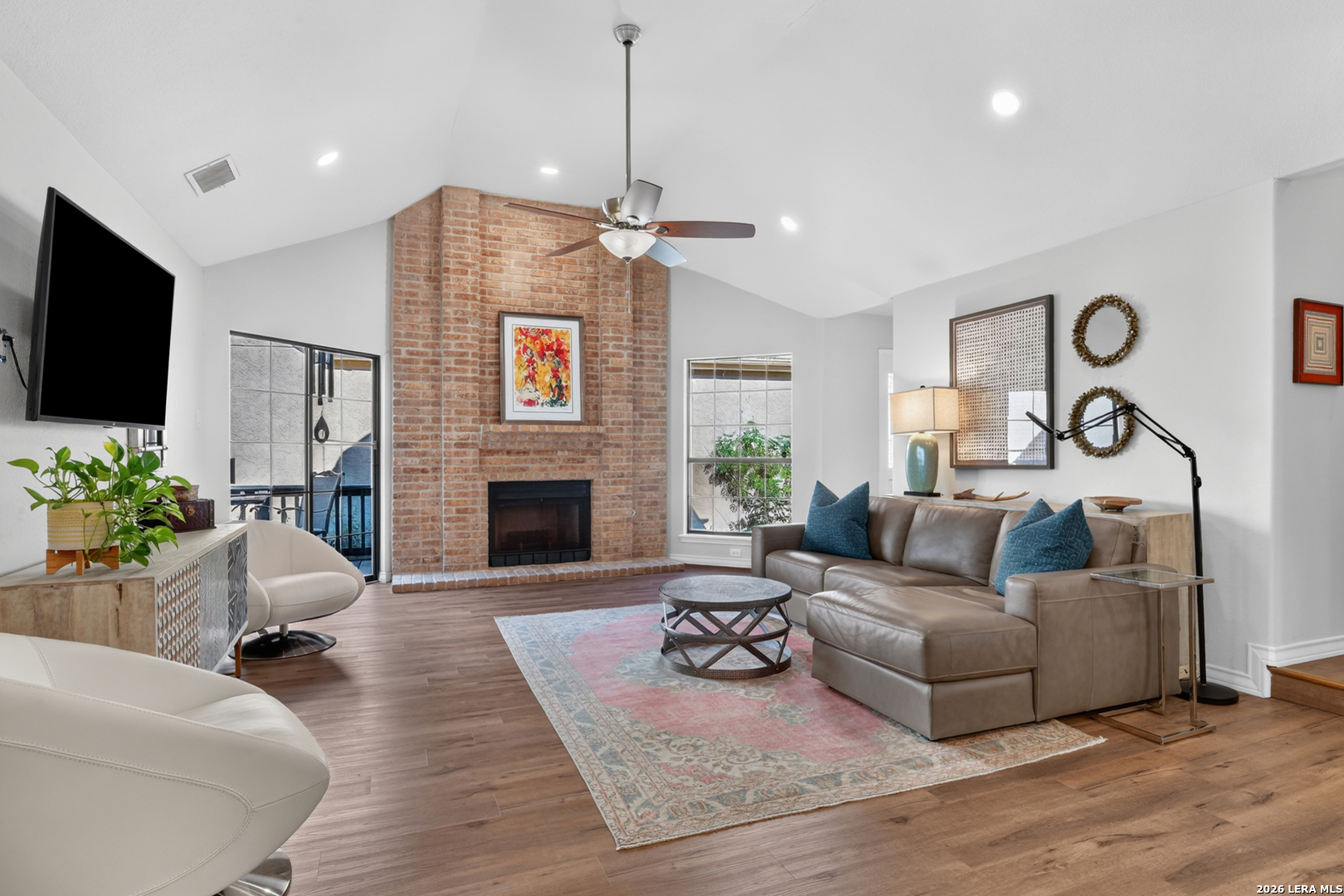 1st Living Area