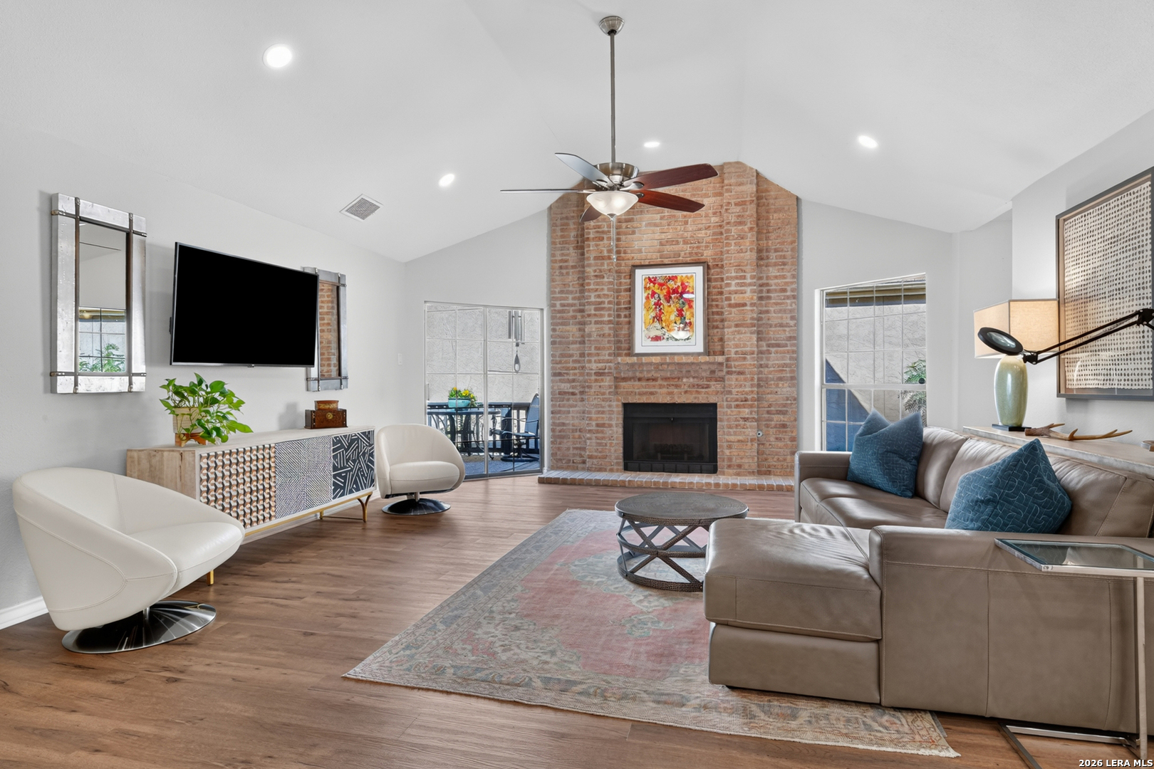 1st Living Area